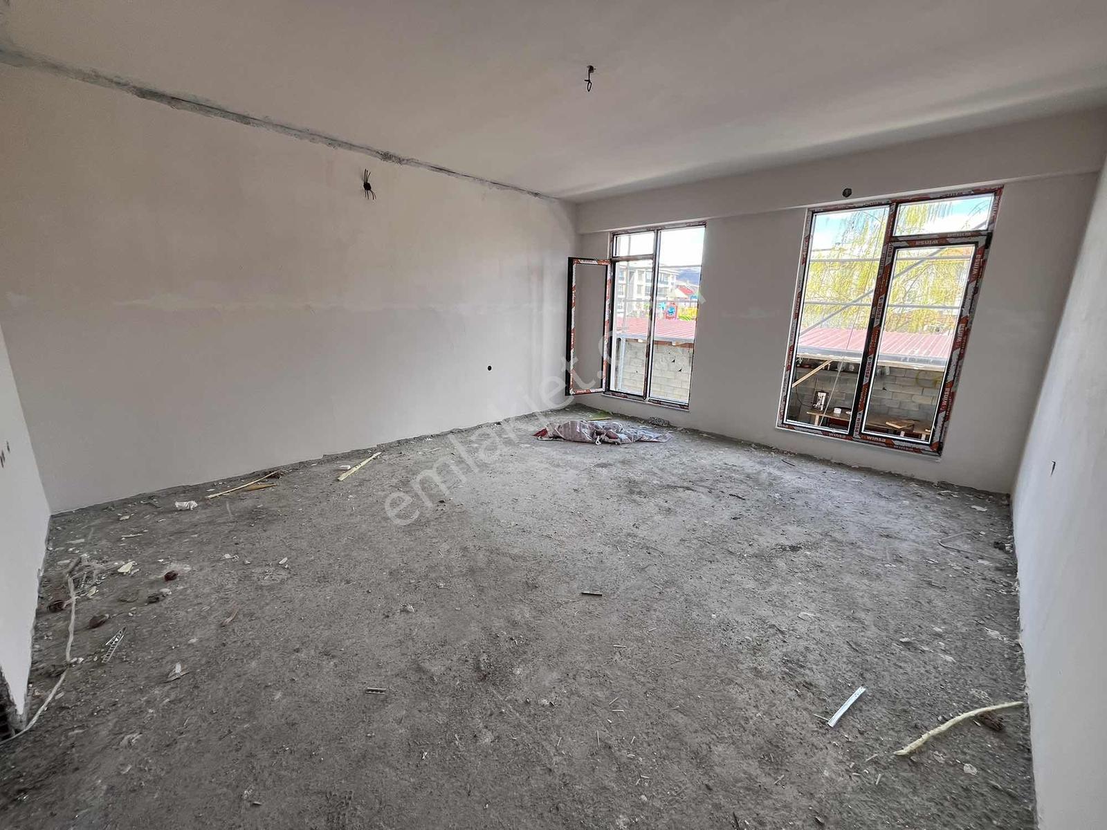 Remax Demden Demirkentte 199 M2 Geniş 4,5+1 Ayrıcalıklı Yaşam - Görsel 16