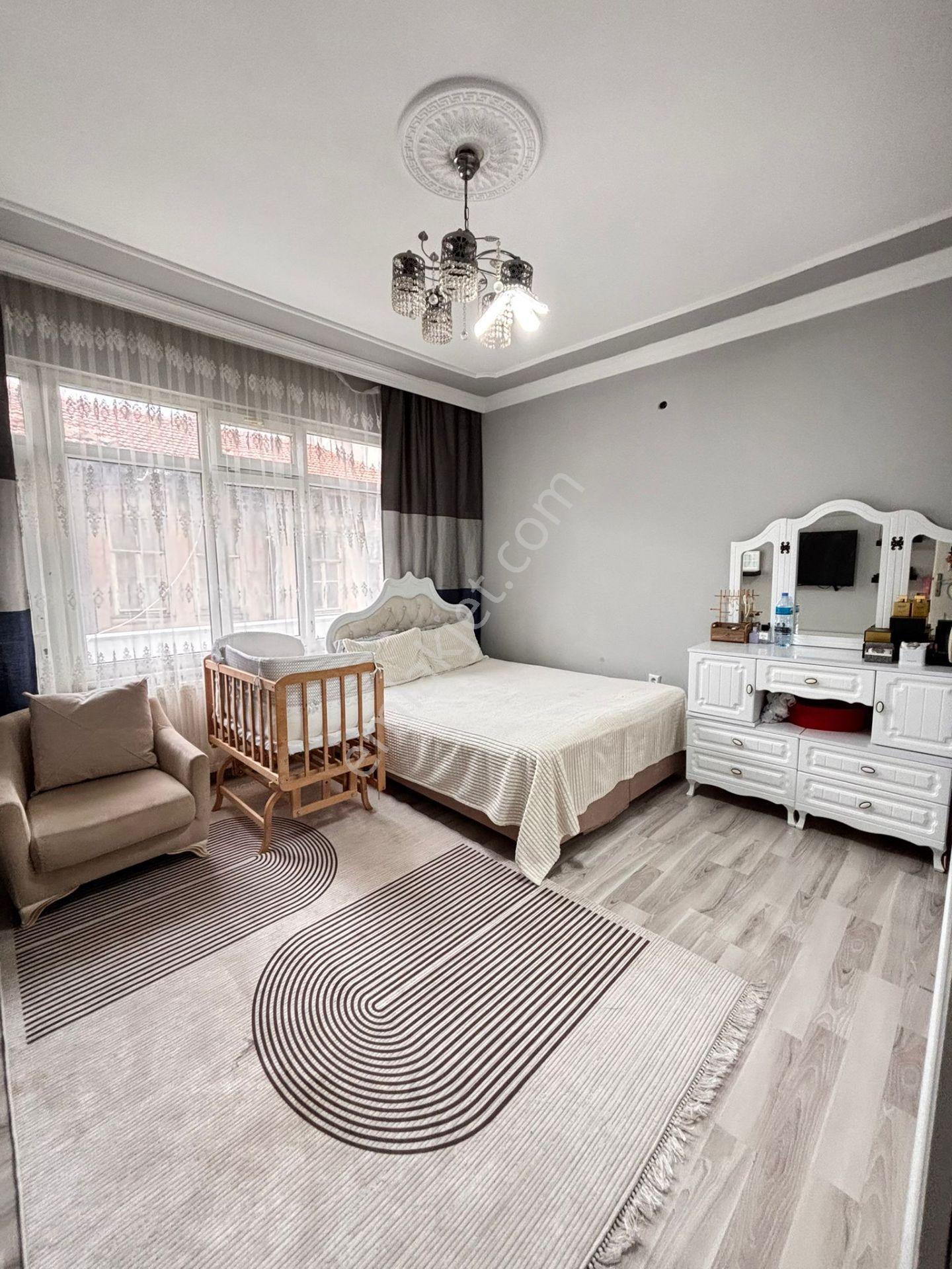 Cemalıye Mah Kat 1 2+1 25 Yas Ayrı Wc Teraslı 2,150 Bın - Görsel 18