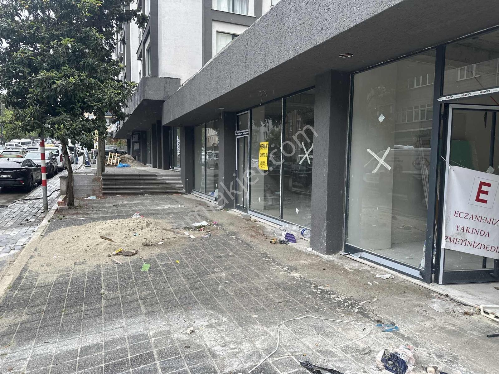 Can Emlak'tan Yaya Yoğunluğu Olan Caddede Sıfır Dükkan... - Görsel 3