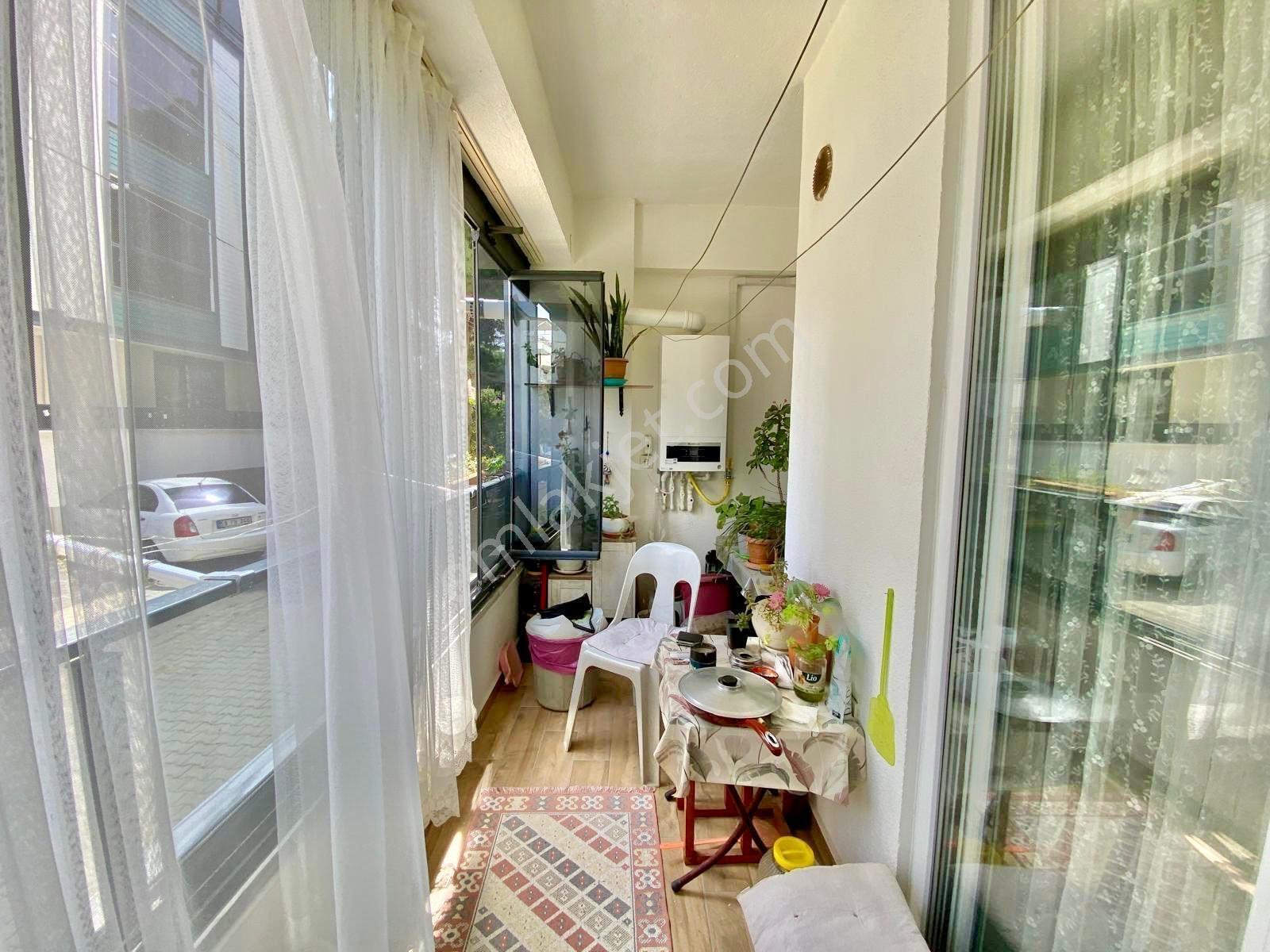Gümüş'den Tuzcumuratta Ön Cephe Ayrı Mutfaklı 2 Yaşında 2+1 Satılık Daire - Görsel 8