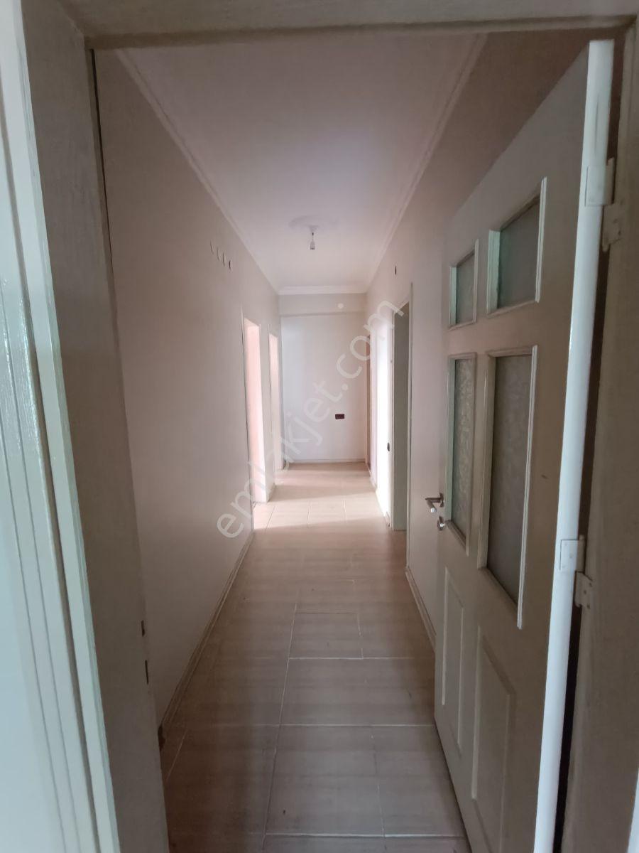 Otagar Yanında Kiralık Daire 4+1 Medaş Tramvay Durağı Yanında - Görsel 2