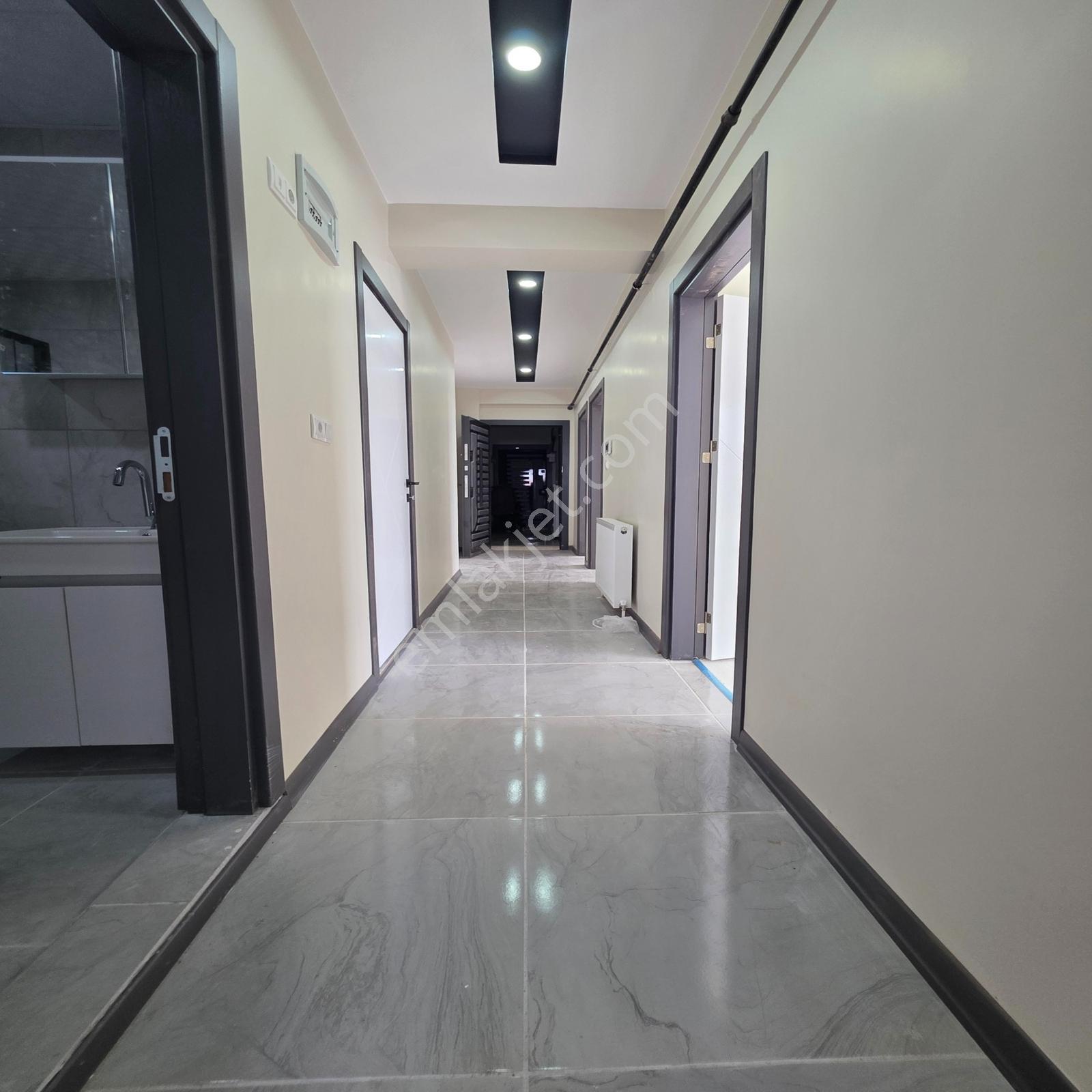 Bağlık Mahallesinde Kaliteli Ultra Lüks Sıfır Geniş 2+1 Daire - Görsel 19