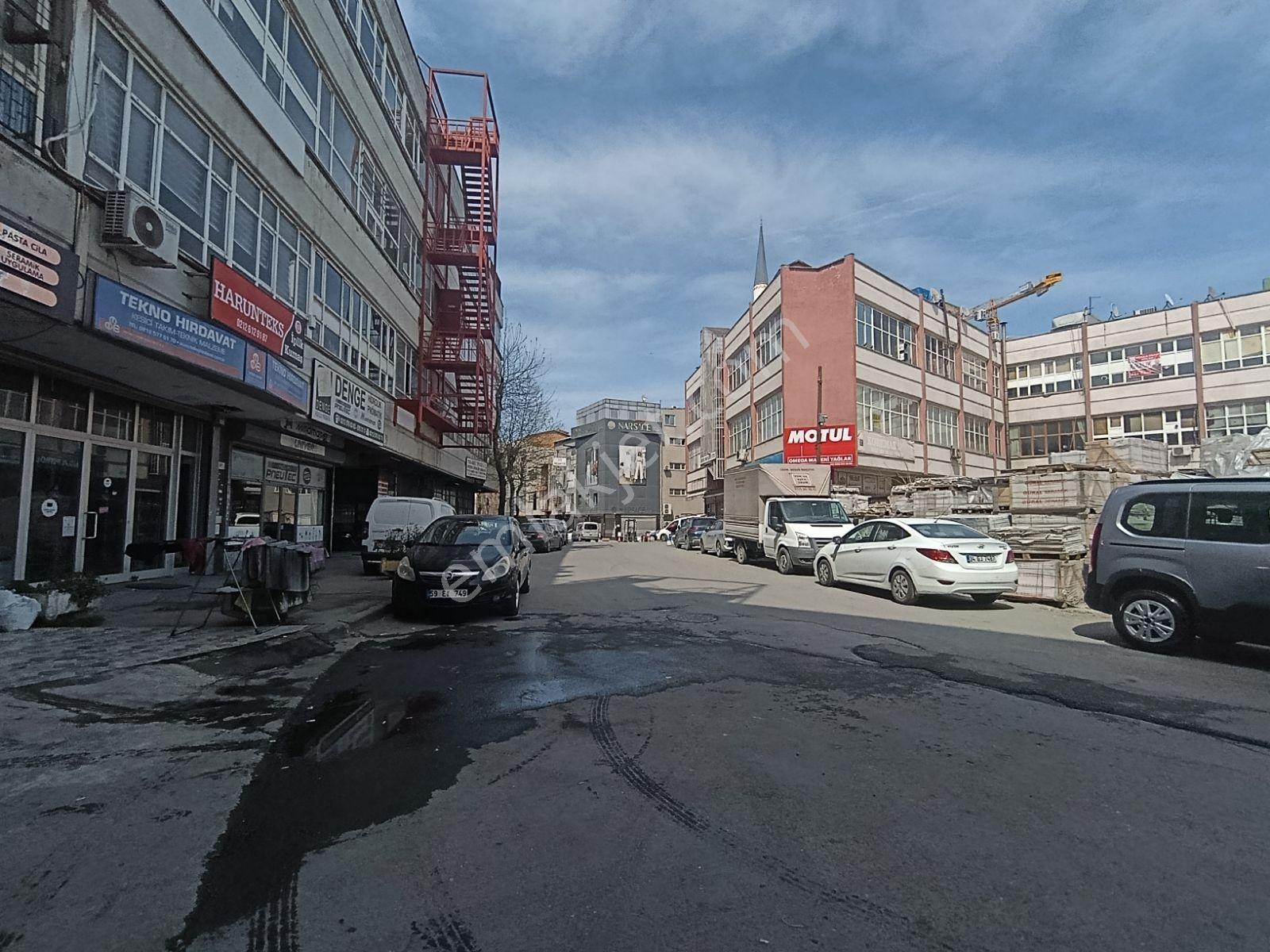 Bayrampaşa Emin Taş Ulubatlı Sanayide Zemin Kiralık İmalathane - Görsel 11