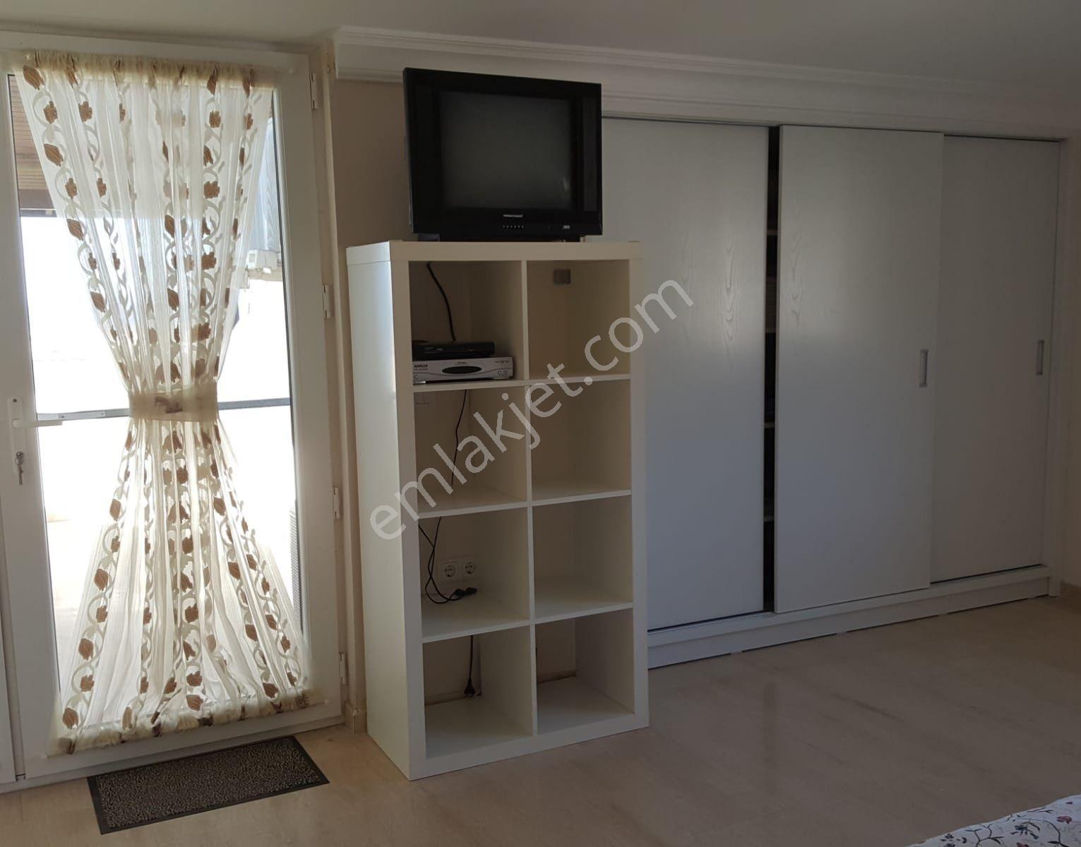 Kuşadası Güzelçamlı'da Yerden Isıtma Şömineli - Görsel 12