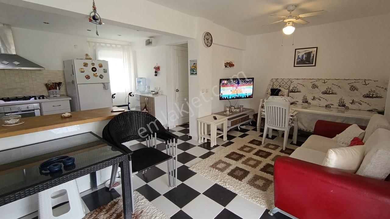 İzmir Çeşme Çiftlik Deniz Manzaralı Ortak Havuzlu Sitede Dubleks - Görsel 27