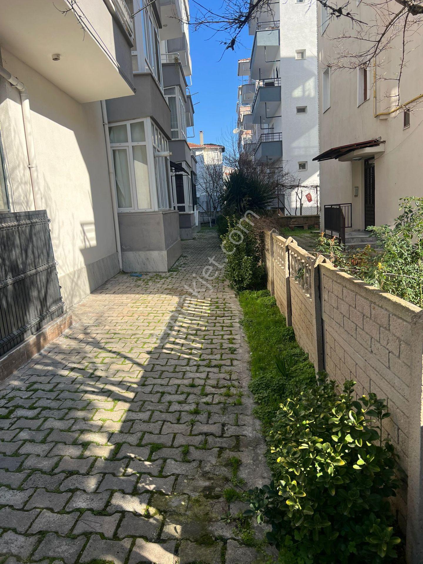 Hürriyet Mahallesi Kalmaz Sokakta Kiralık 3+1 Daire - Görsel 20