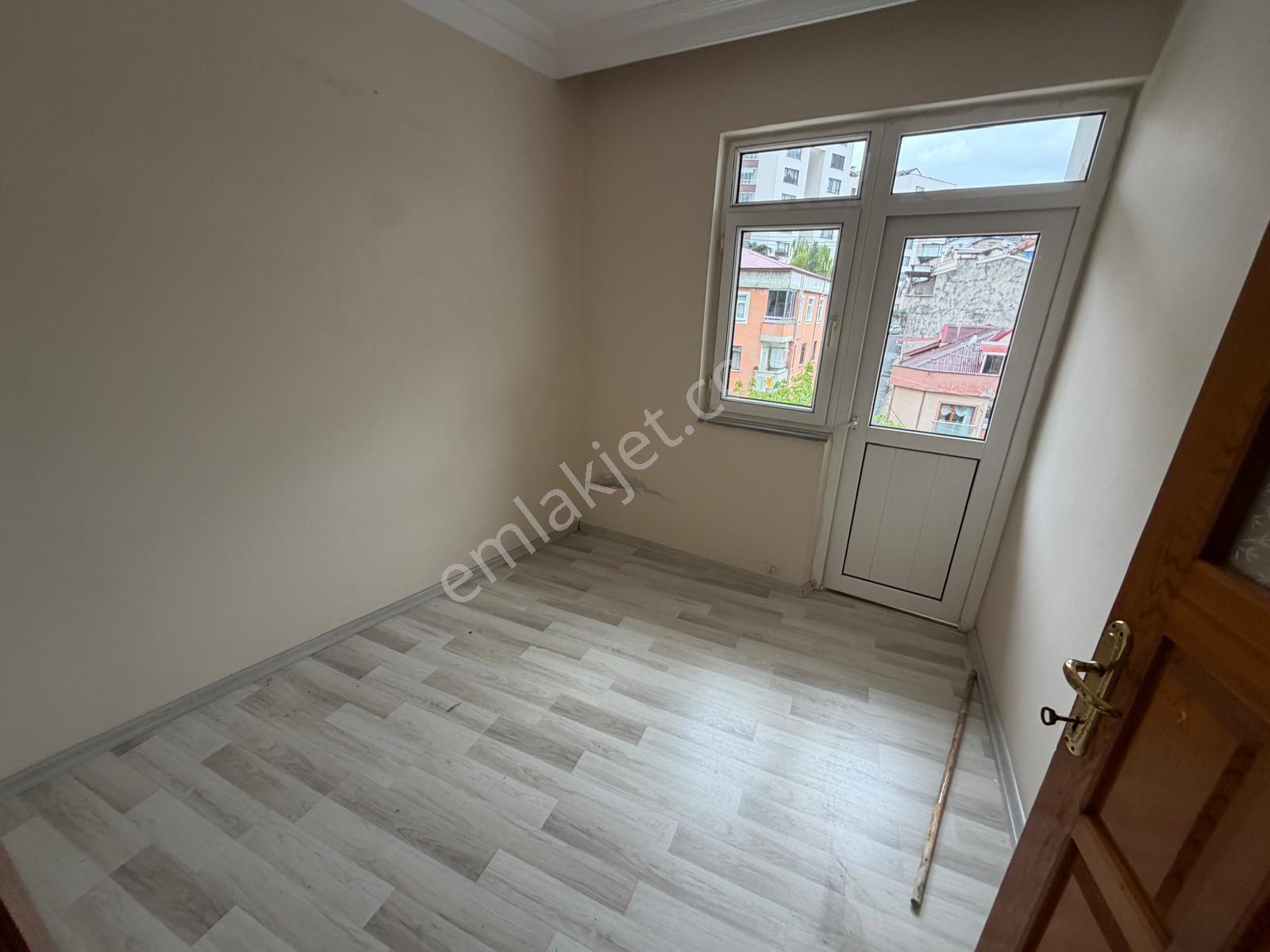 Küçükler Gayrimenkulden Sobalı Kiralık Daire - Görsel 9