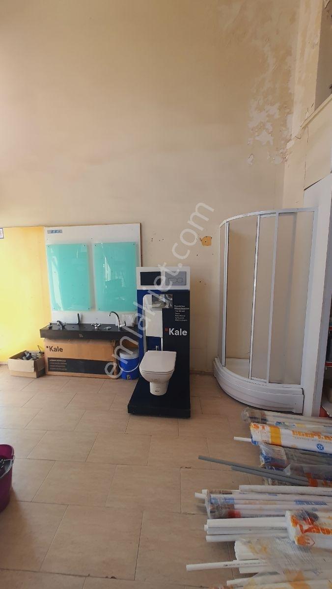Kuşadası Davutlar Devren Satılık Çok Büyük Sıhhi Tesisat Dükkanı - Görsel 12