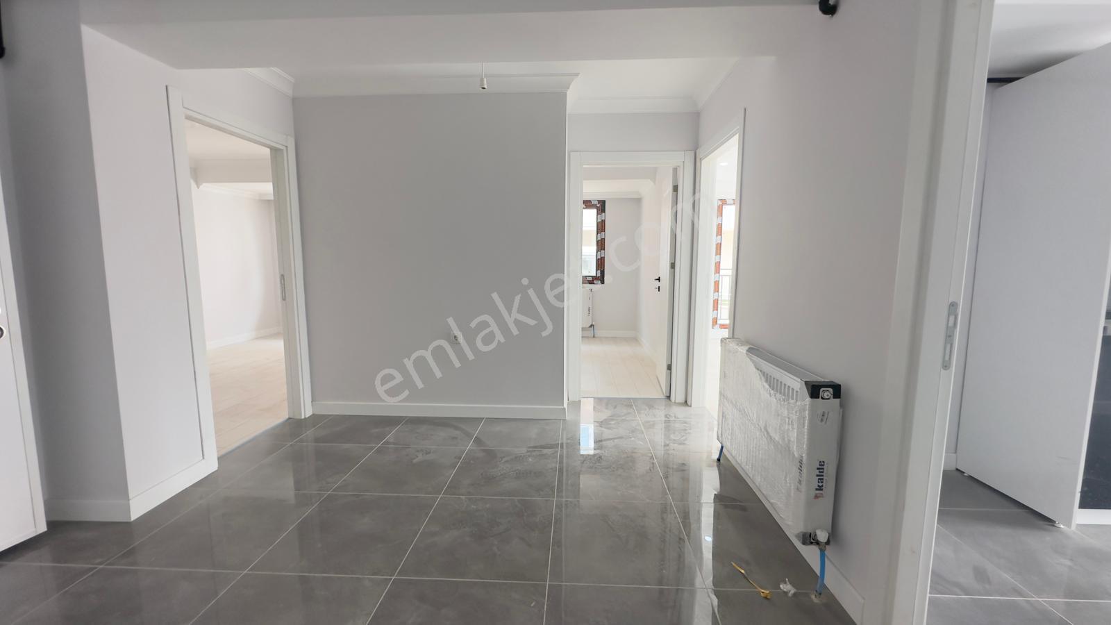 Başokur'dan Bahçelievler Soğanlı Hm. Güney Cephe 110 M2 3+1 - Görsel 20