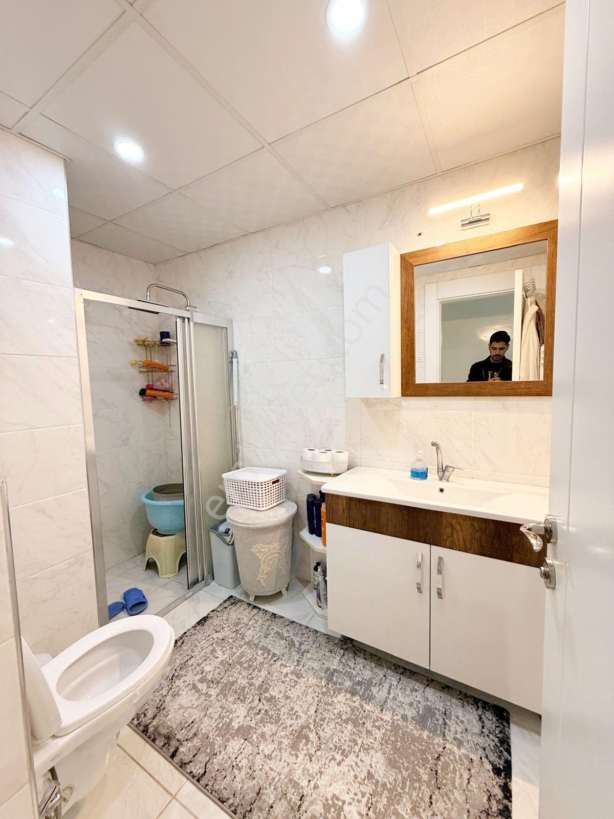 Tek Yetkili Şehir Manzaralı Geniş Ve Ultra Lüks 3+1 Daire - Görsel 17