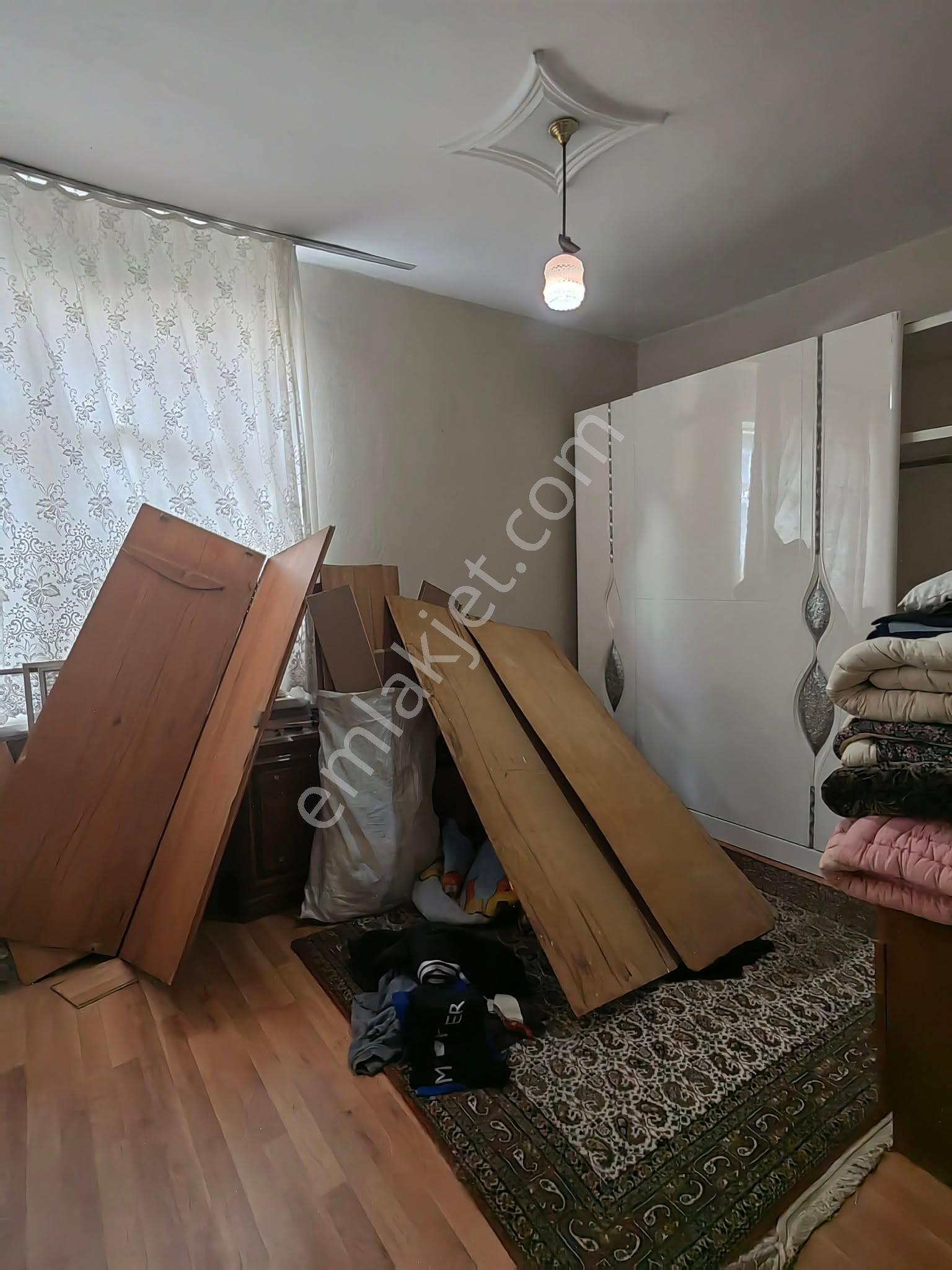 Nasreddinden Sigorta Evlerinde Satılık Daire