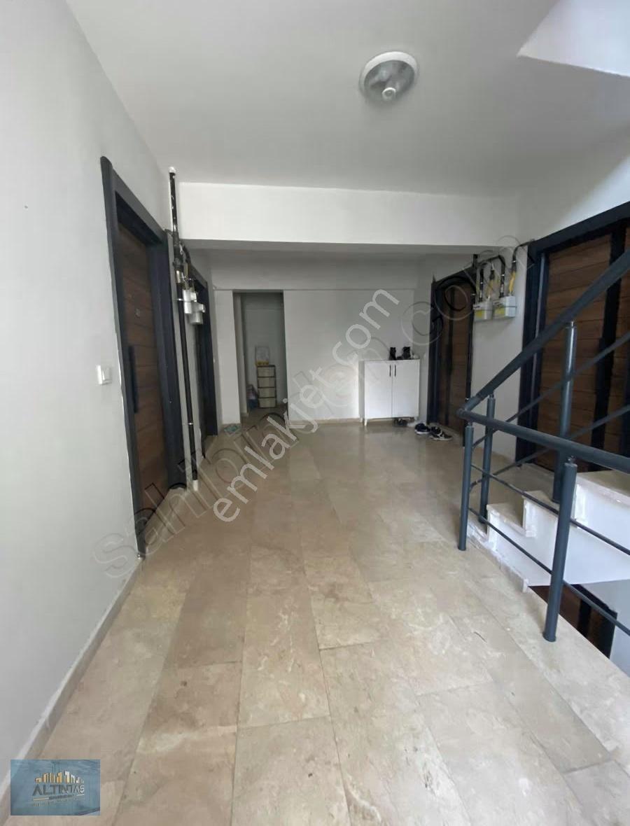 Üniversite Bölgesi Orta Kat Eşyalı 1+1 Fırsatı - Görsel 2