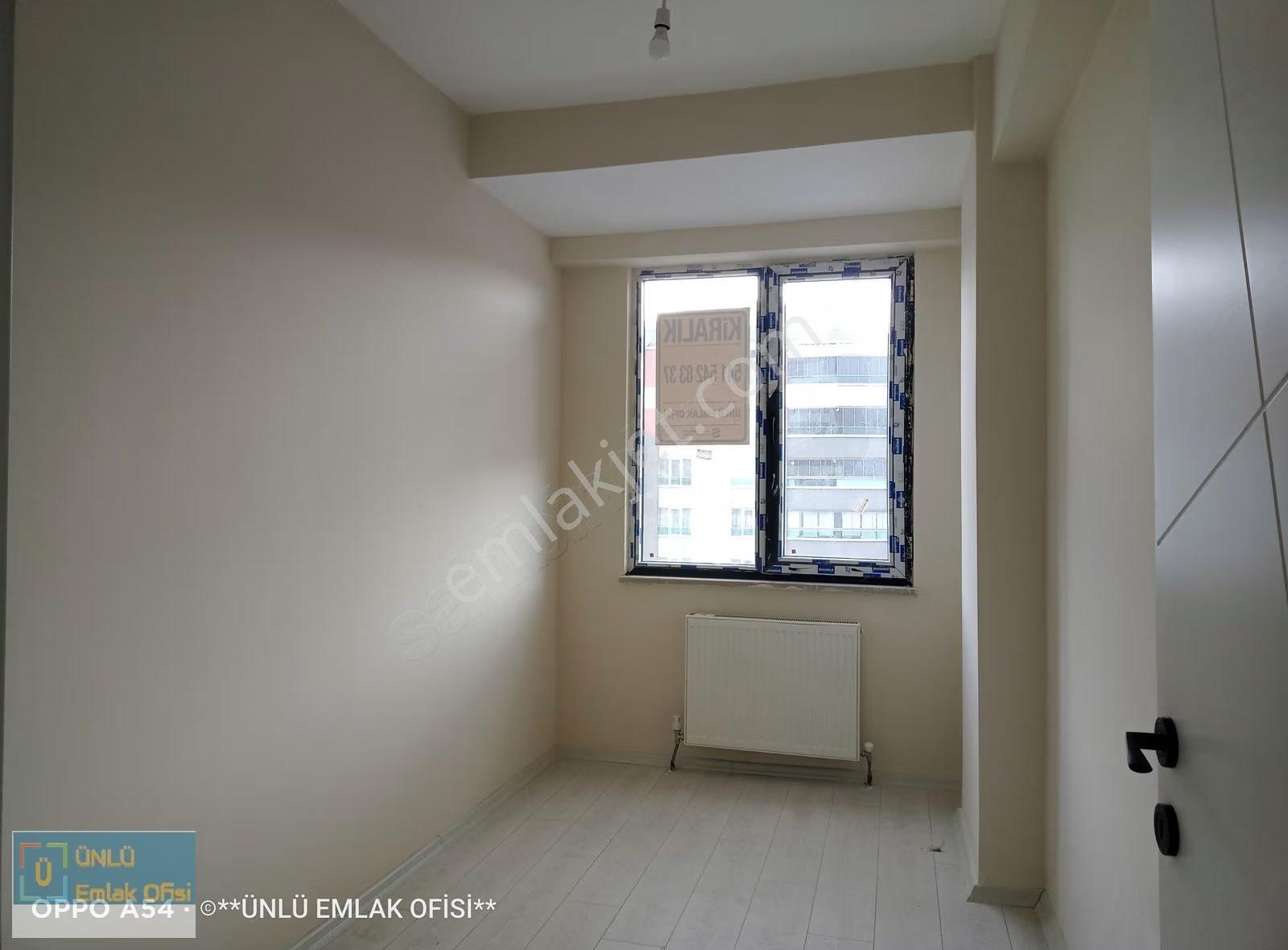 Ünlü Emlaktan Taşköprü Caddesine Yakın Konumda Kiralık 2+1 Daire - Görsel 5