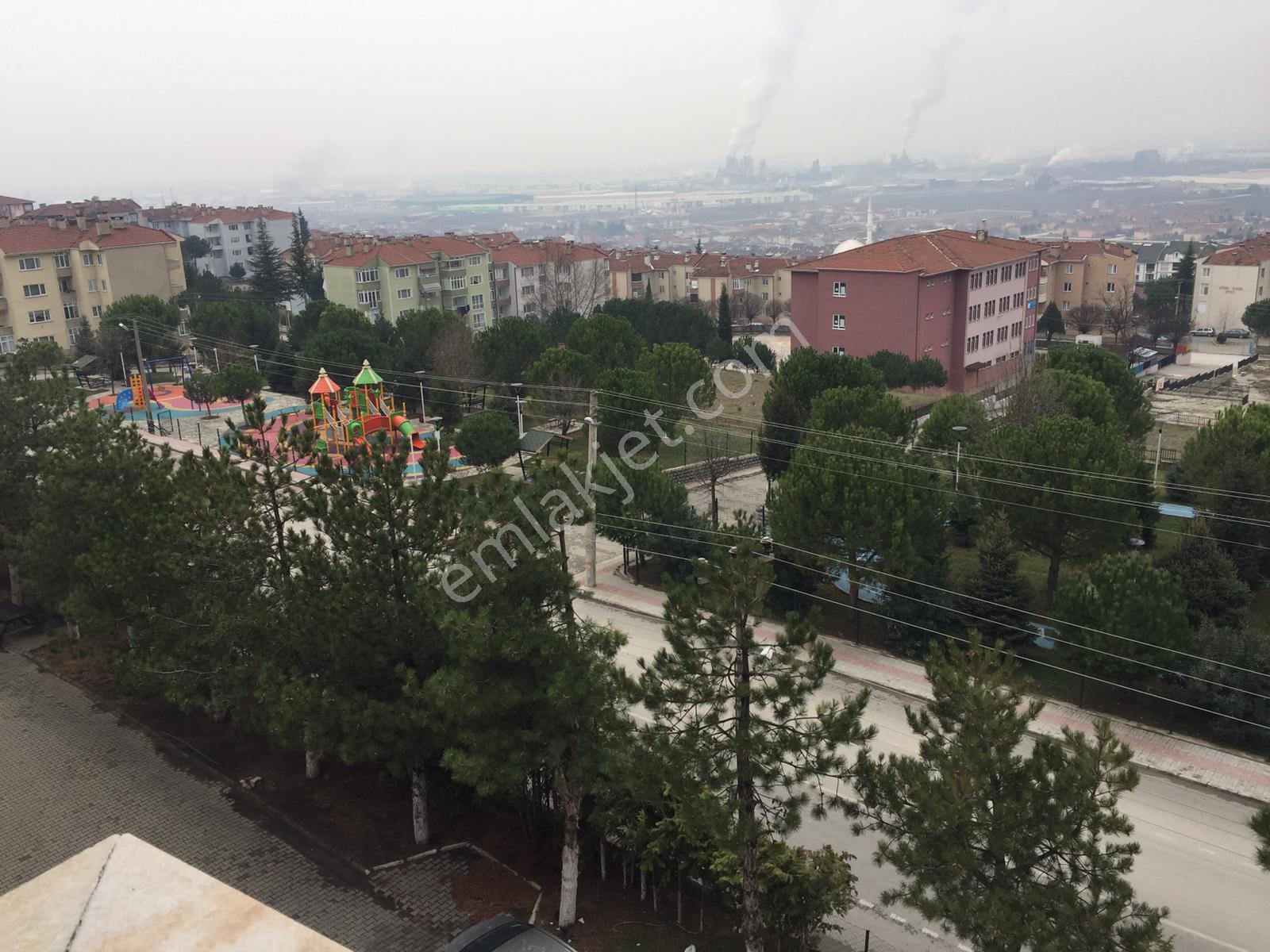 Sahibinden Pınar Sitesinde Panoramik Manzarali Yola Caddeye Cephe Manzaralı Daire - Görsel 32