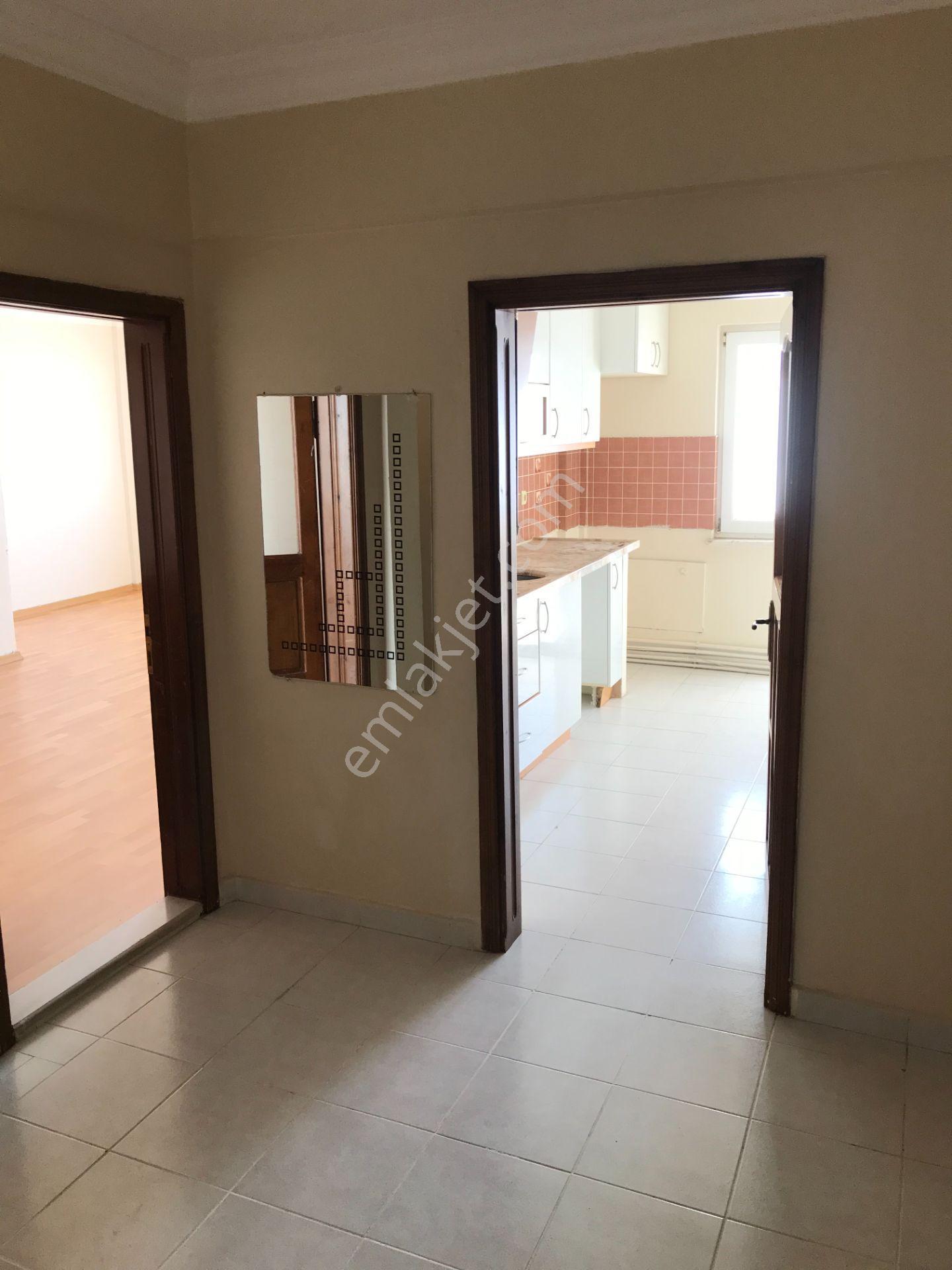Sahibinden Pınar Sitesinde Panoramik Manzarali Yola Caddeye Cephe Manzaralı Daire - Görsel 26