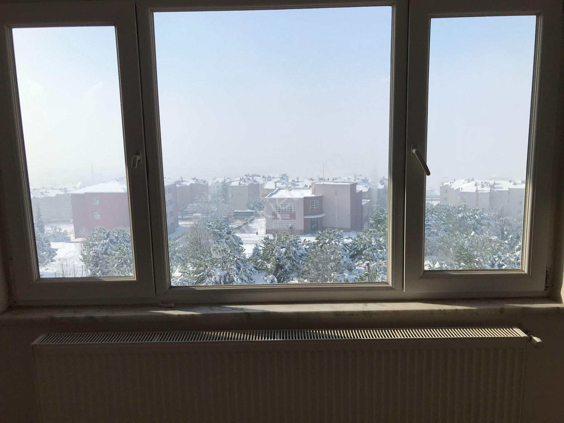 Sahibinden Pınar Sitesinde Panoramik Manzarali Yola Caddeye Cephe Manzaralı Daire - Görsel 17