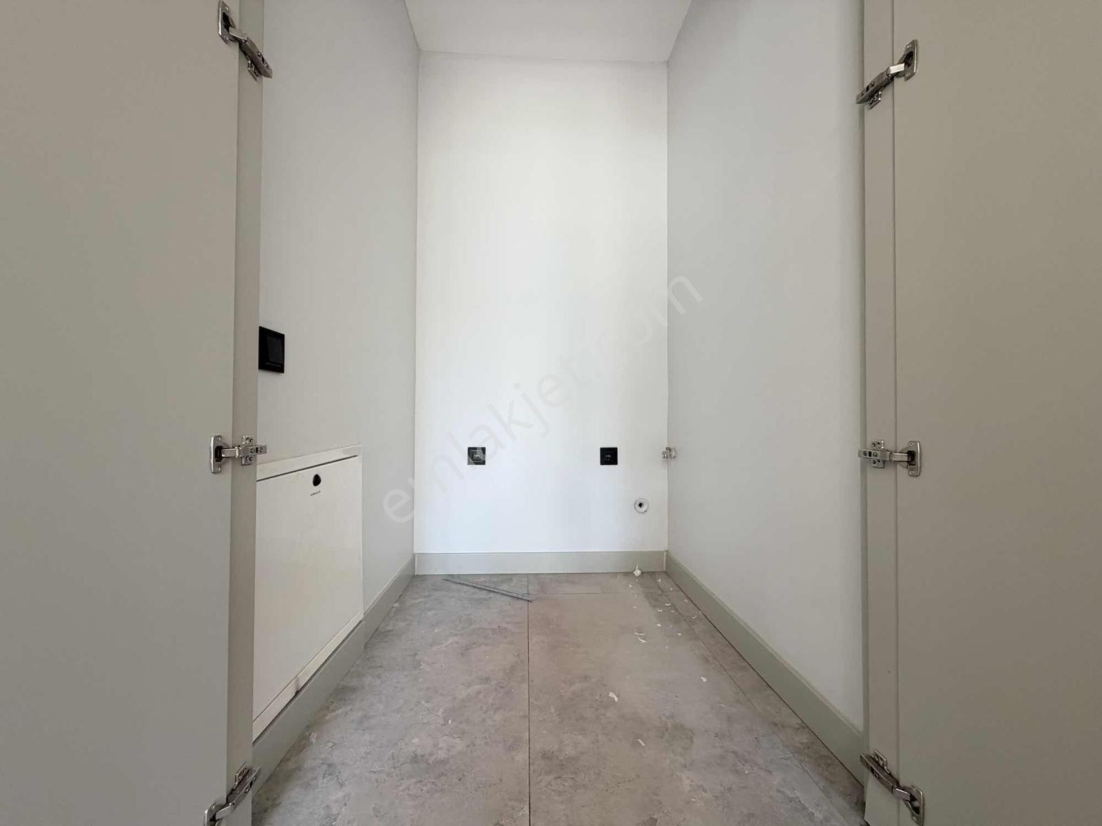 Emlak Konut Çınarköy Evleri'nde 5+1 232 M² | Açık Cephe |bahçeli - Görsel 4