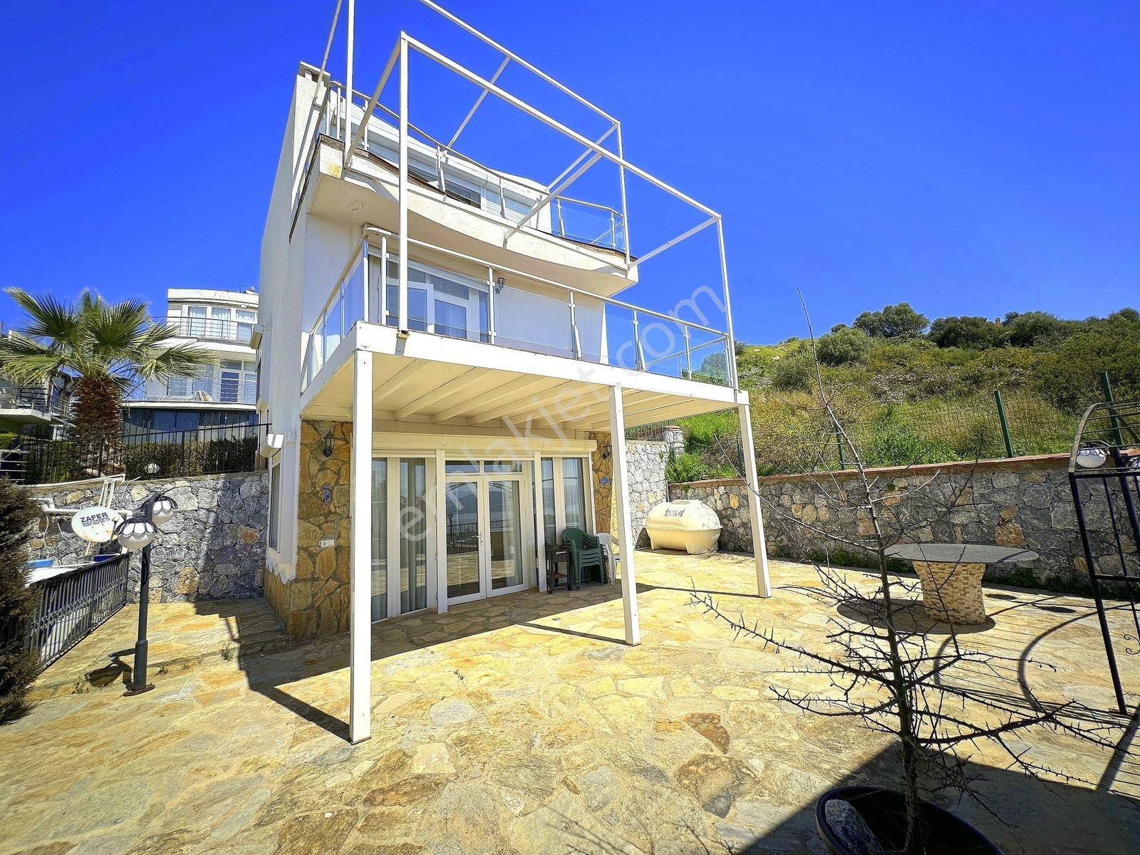 Bodrum Plajlara Yakın, Manzaralı Doğa İçinde Eşyalı Trplex Villa - Görsel 6