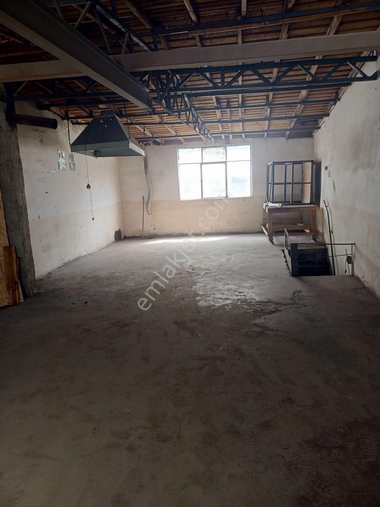 Eyüp Sultan Fıçıcılarda Kiralık 3 Katlı Dükan - Görsel 7