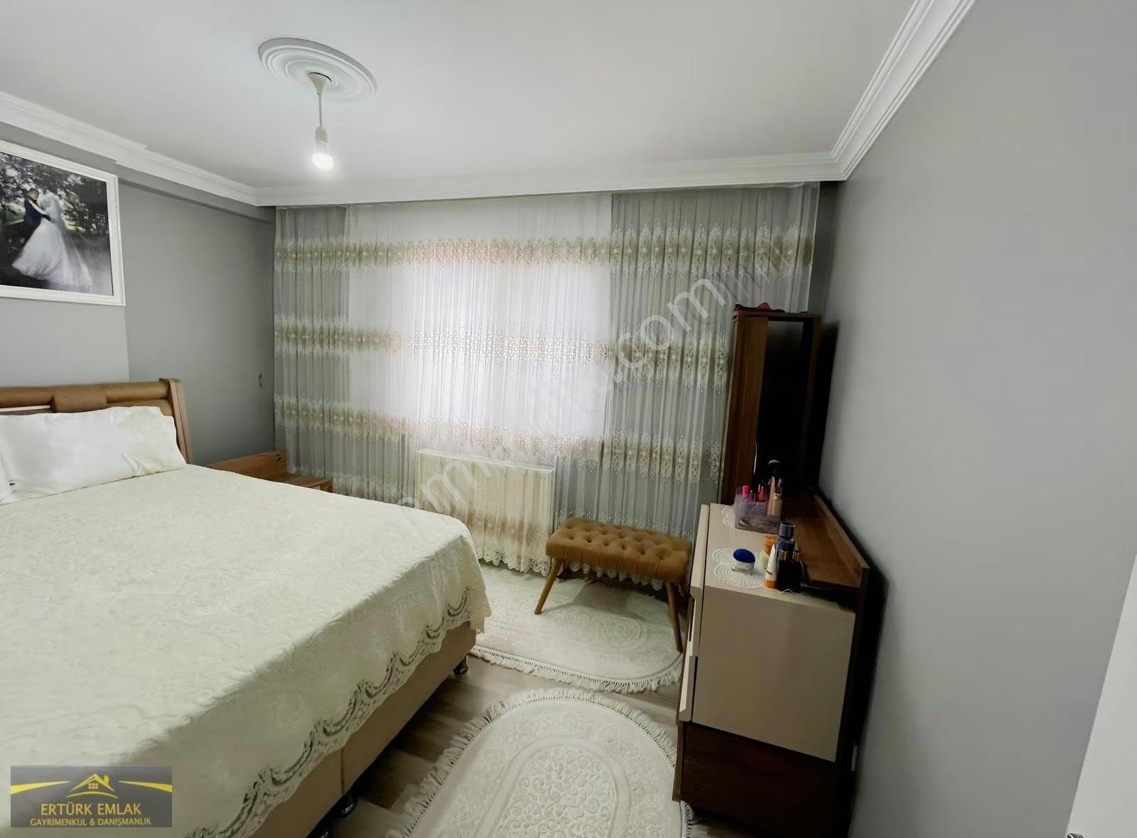 Ertürk Emlak'tan Akse Mah'de 3+1 115 M2 Ara Kat Daire - Görsel 2