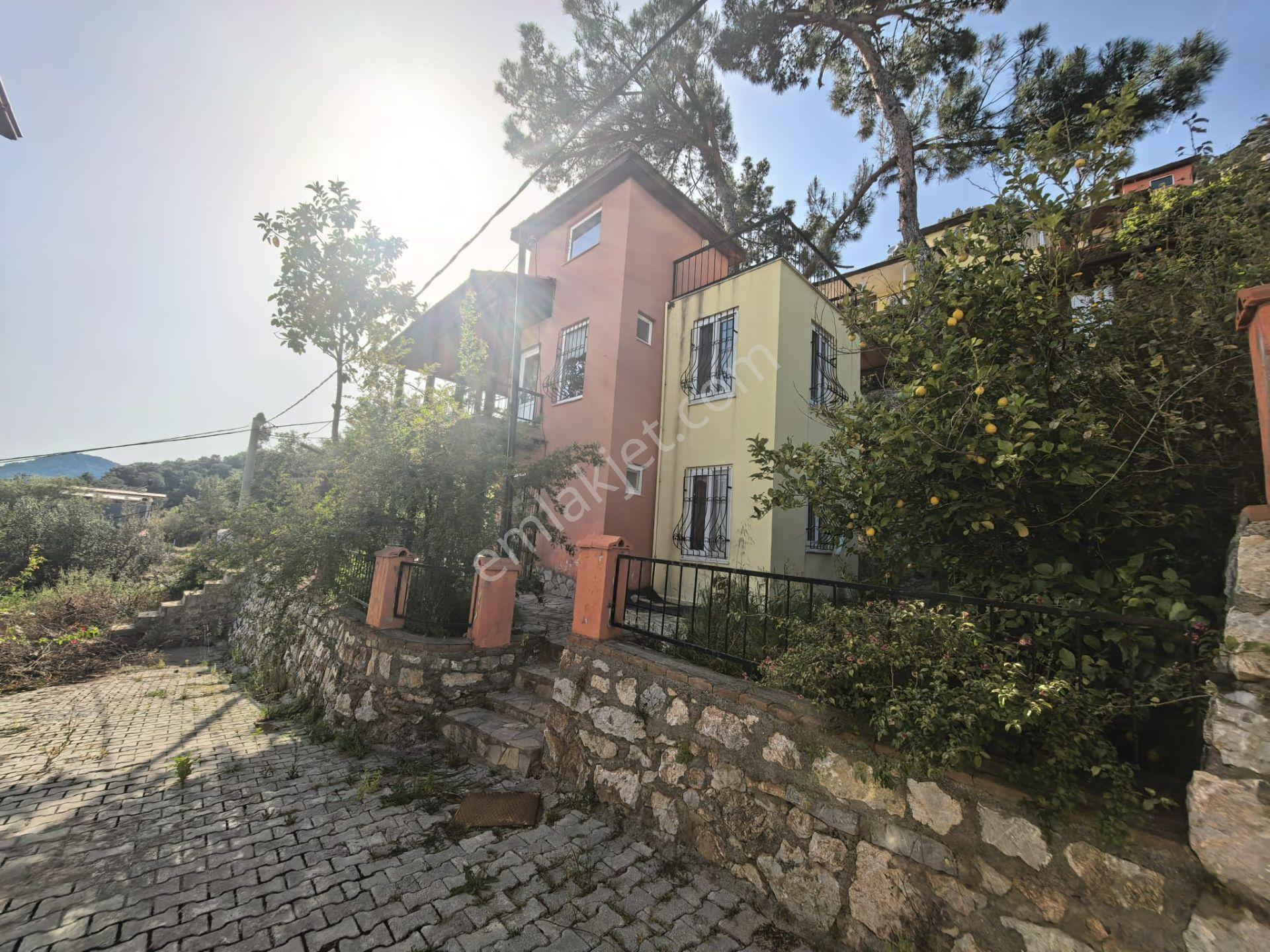 Stop’tan Sarıgerme’de *muhteşem Deniz Manzaralı* Triplex Villa - Görsel 10