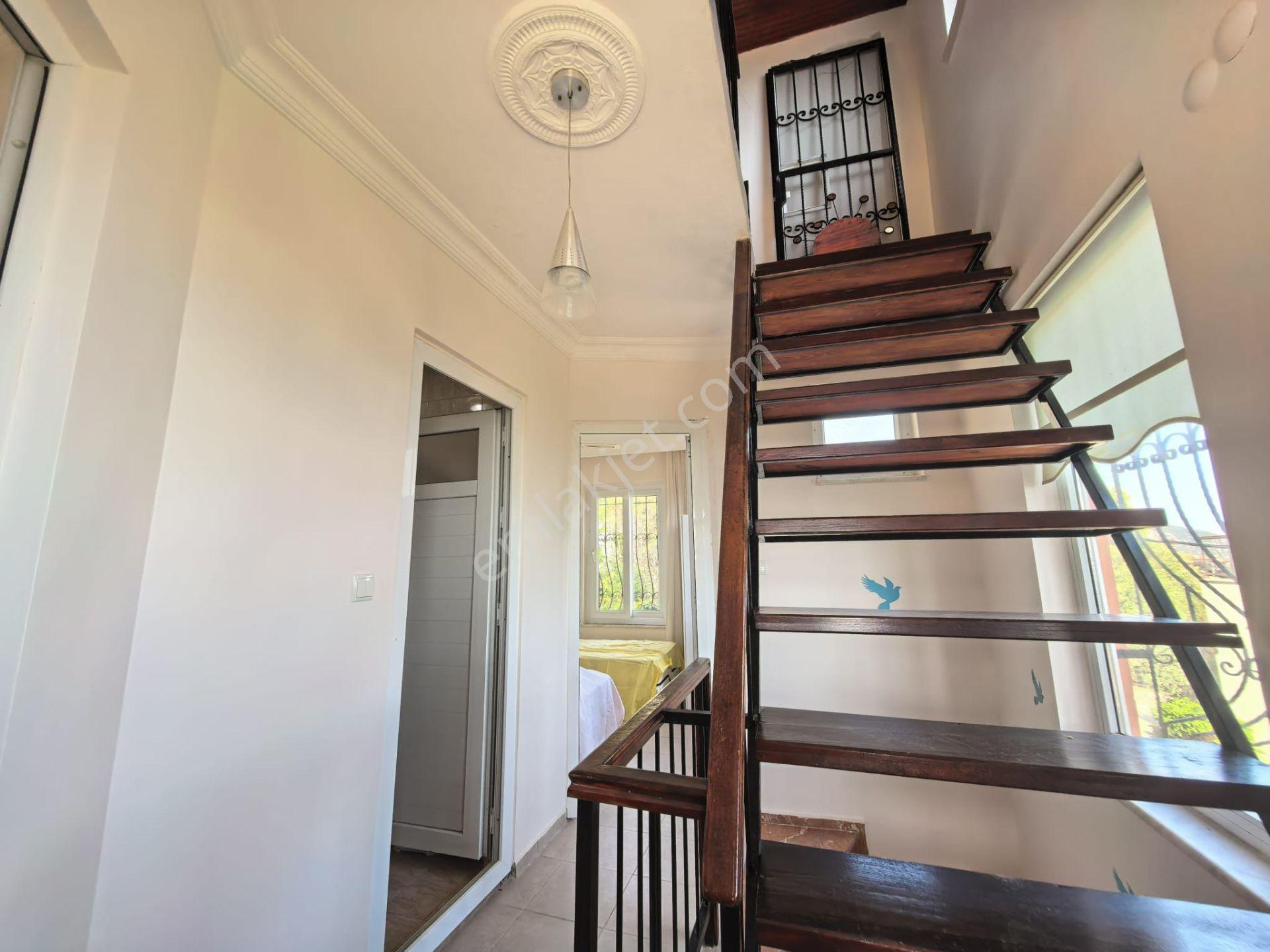 Stop’tan Sarıgerme’de *muhteşem Deniz Manzaralı* Triplex Villa - Görsel 17