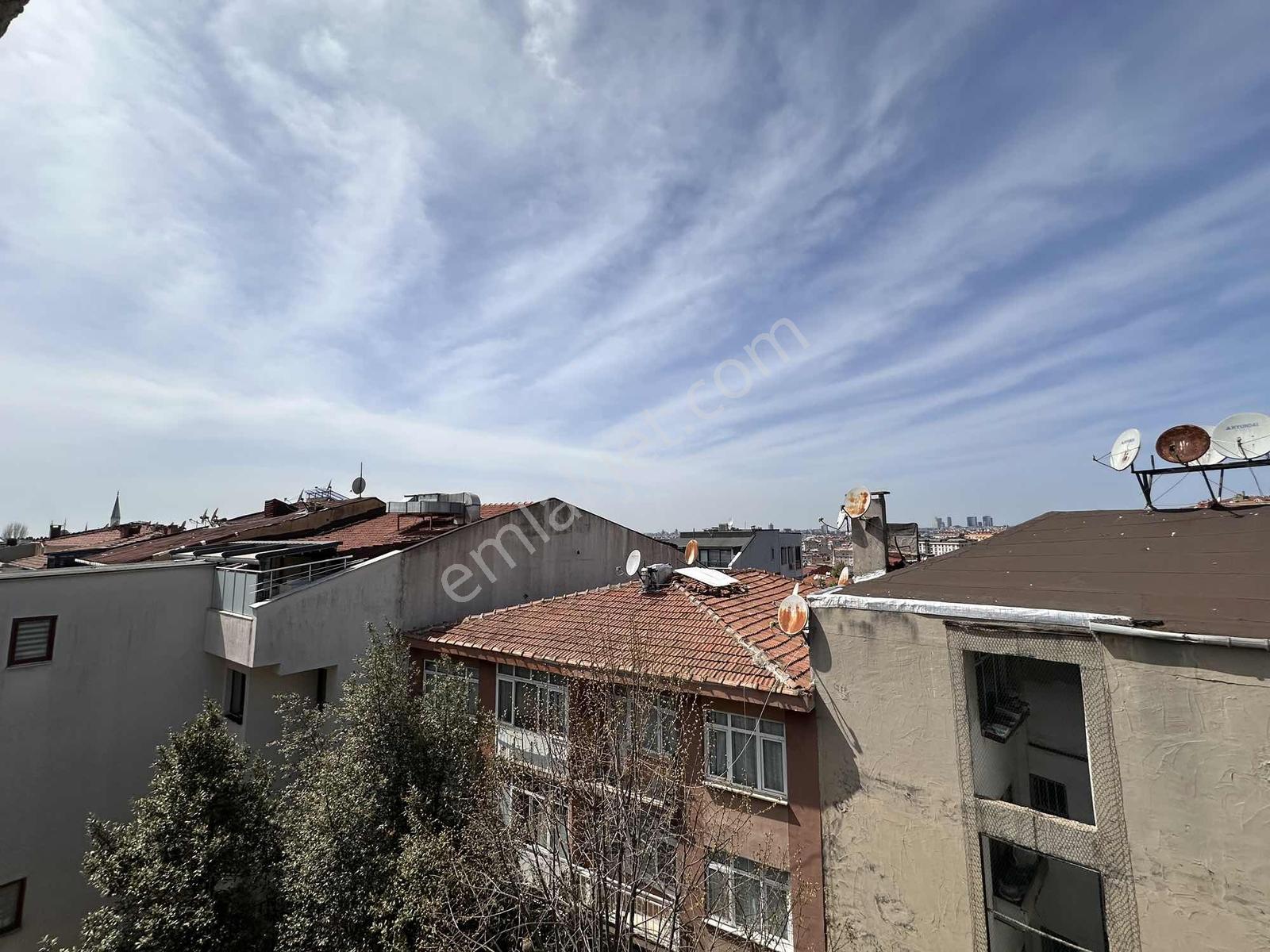 Üsküdar'da 2+1 Satılık Daire - Görsel 8