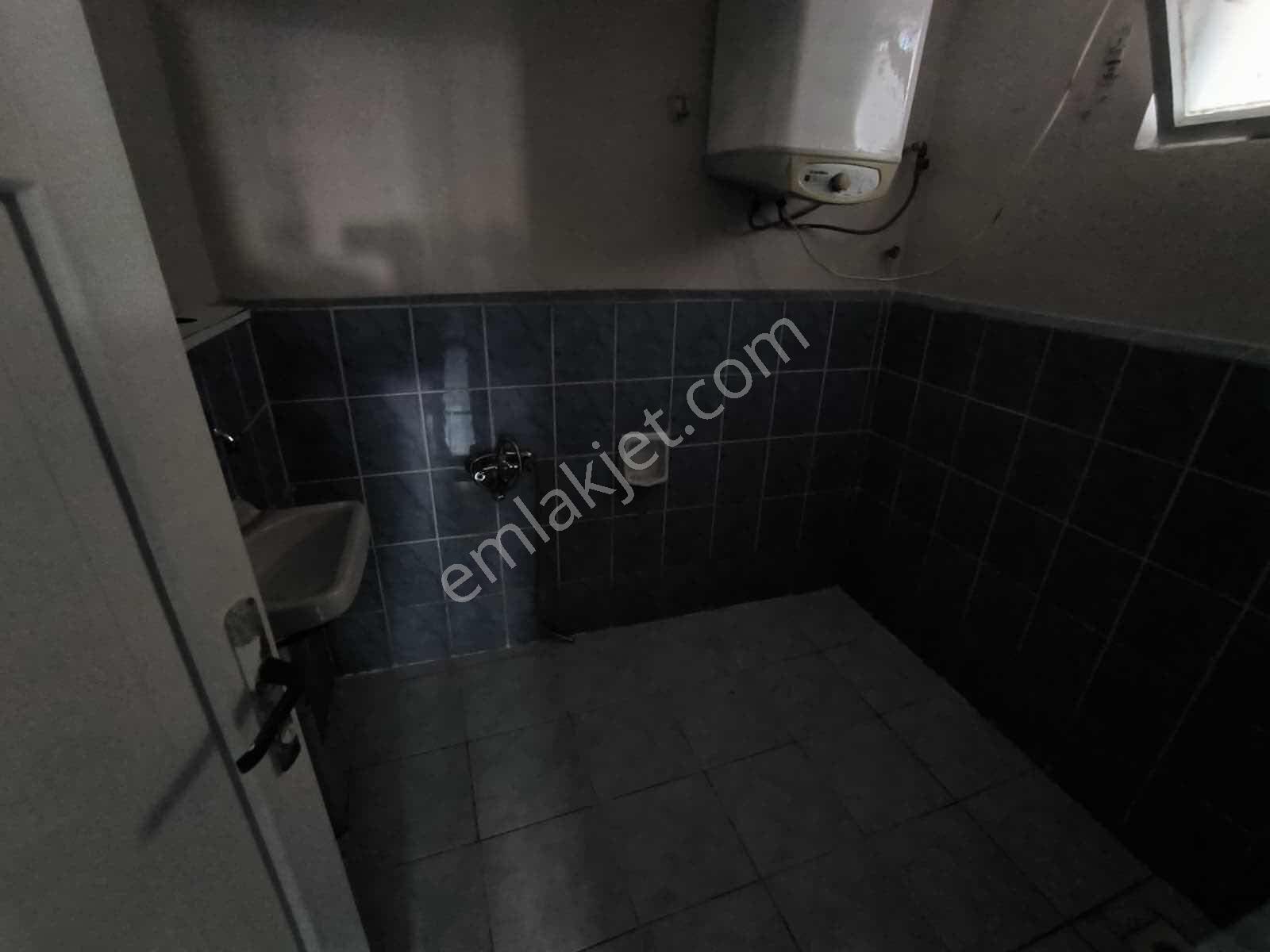 Gebze İstasyon Mah. Kiralık Müstakil Girişli 3+1 Giriş Kat - Görsel 9