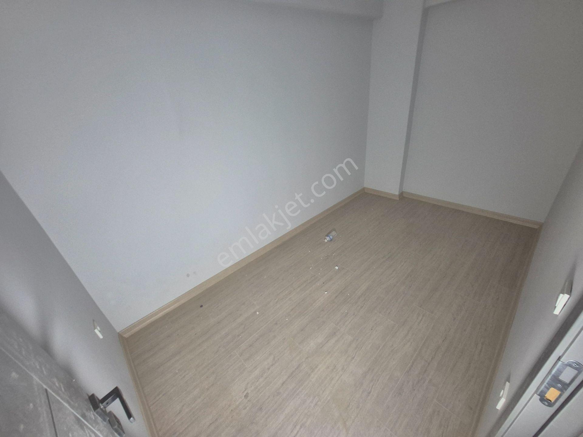 Armaxdan Bağlarbaşında Satılık 2+1 Fırsat Daire - Görsel 31