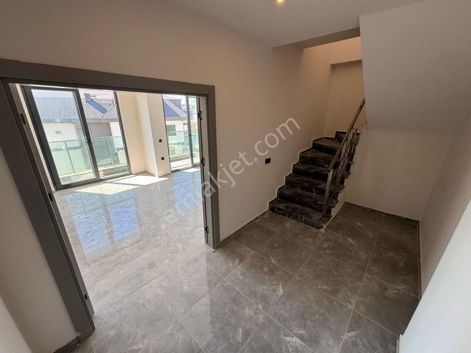 Alanya Avsallar 3+1 Dubleks 160m2 Lüks Aktiviteli Sıfır Binaaaaa - Görsel 26