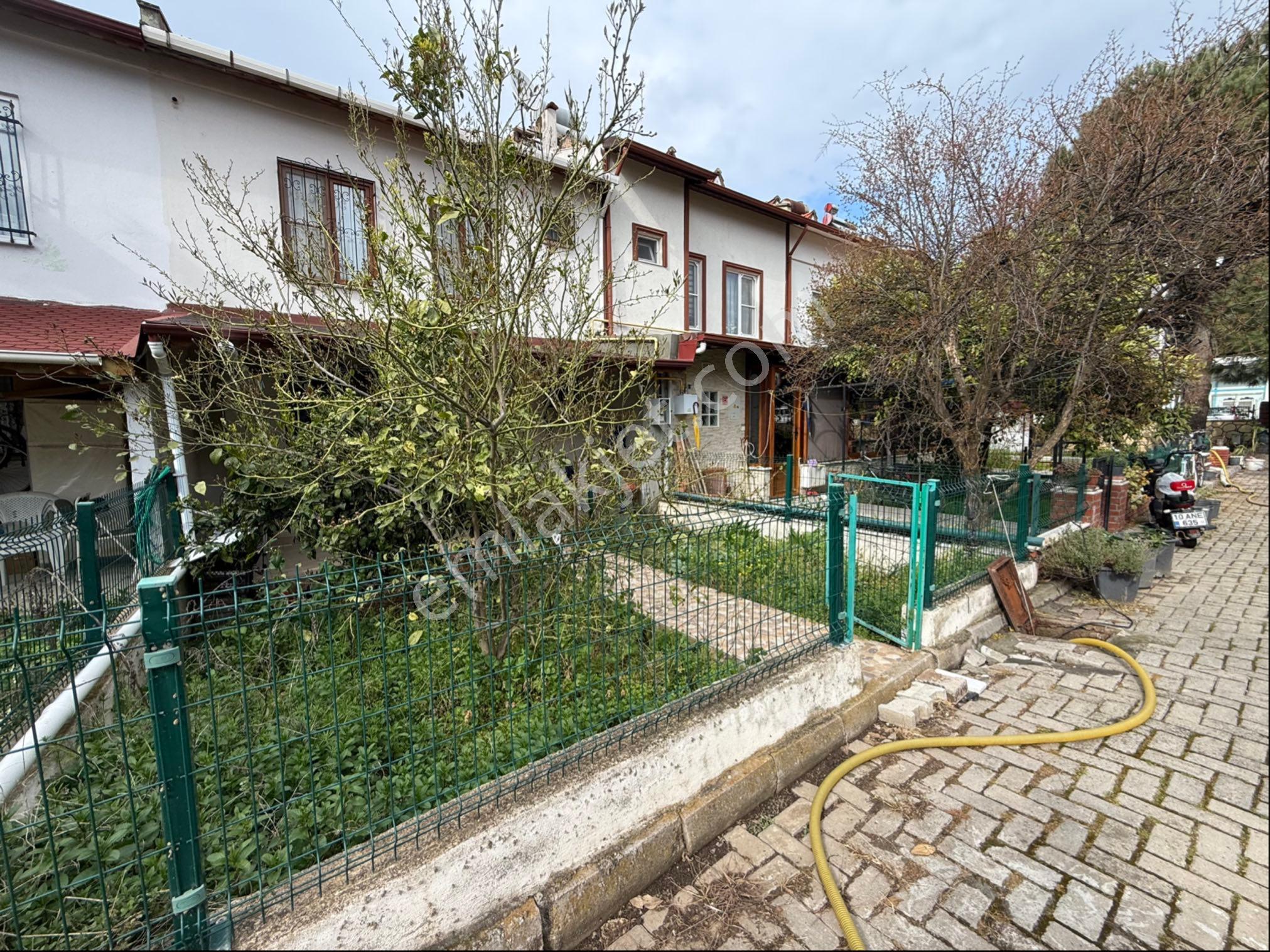 Akçay Altınkum'da 3+1 Dubleks Site İçi Kiralık Villa - Görsel 18