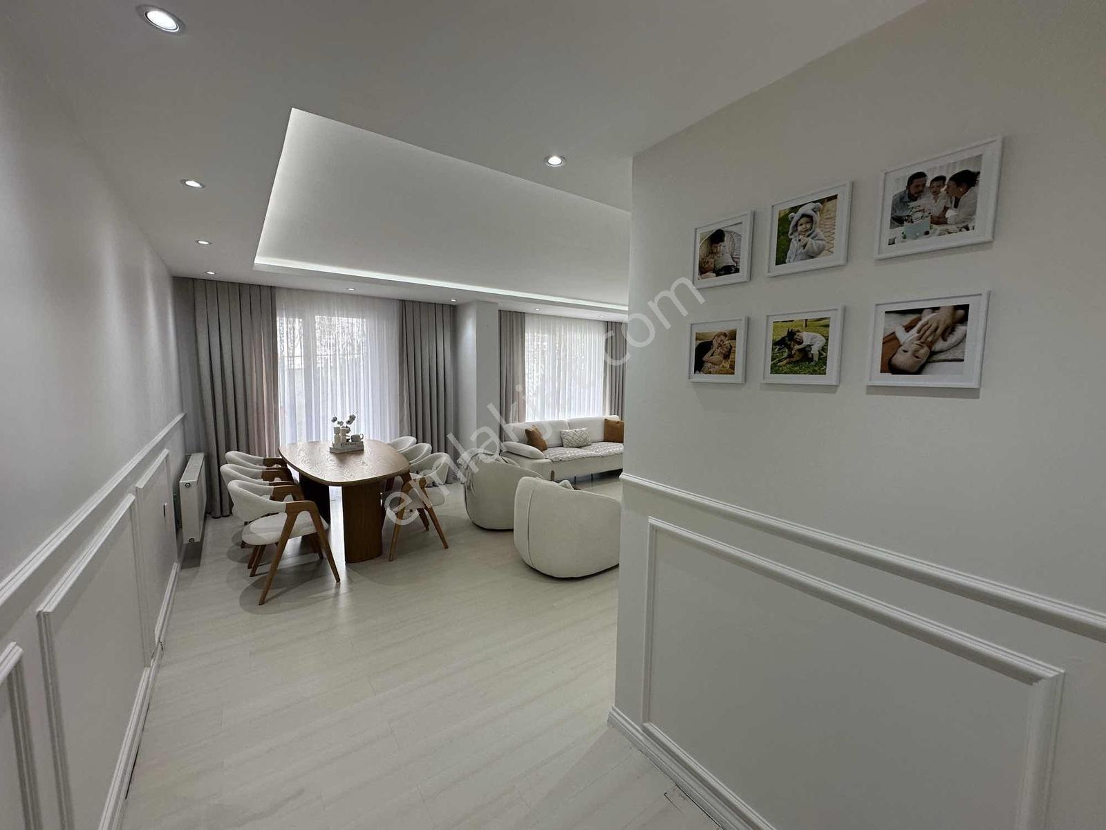 Büyükçekmece Pınartepe Aileye Uygun Havuzlu 2+1 Bahçe Katı - Görsel 13