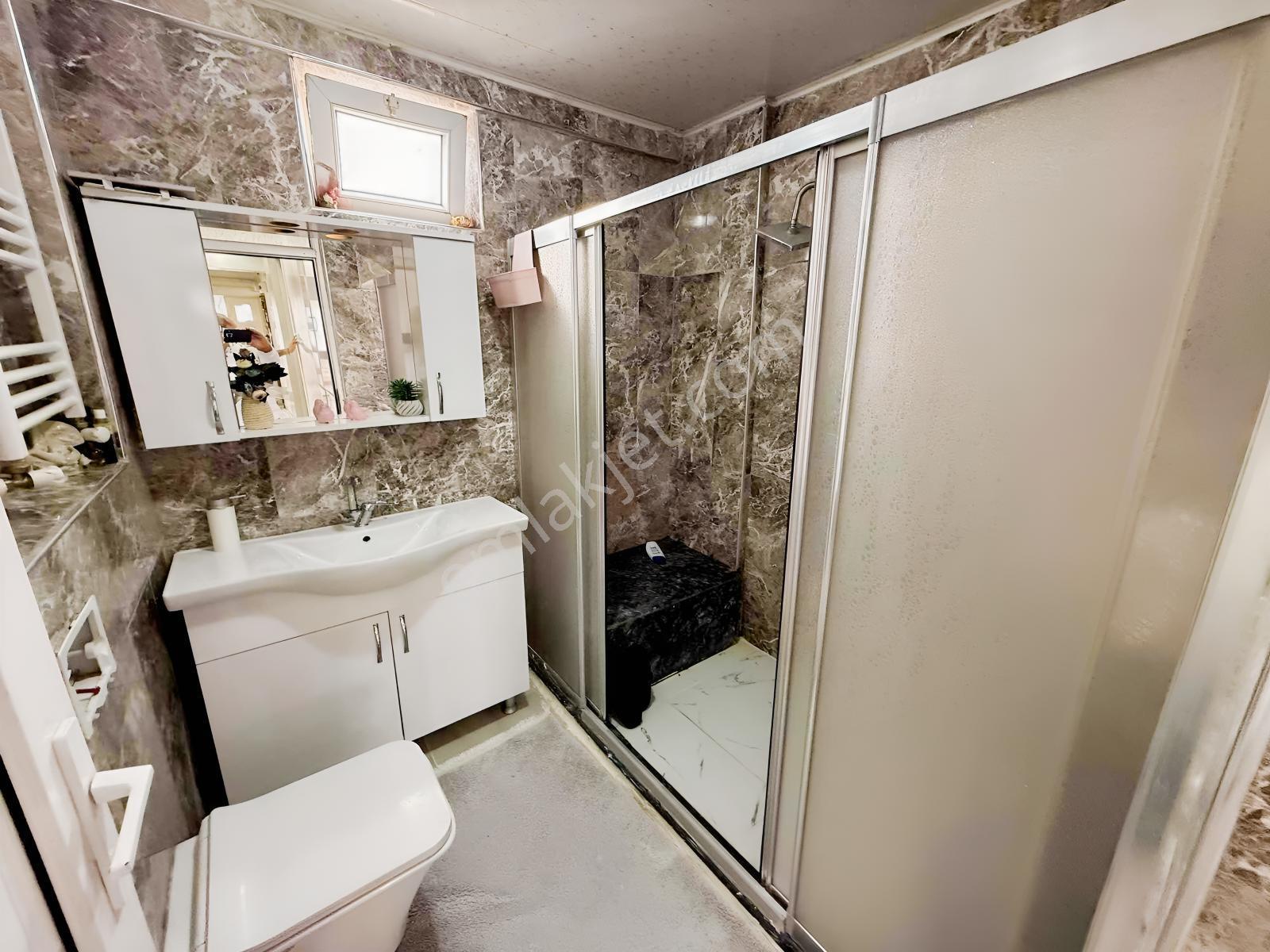 Uzaydan Deniz Mahallesinde Geniş Bakımlı Daire - Görsel 20