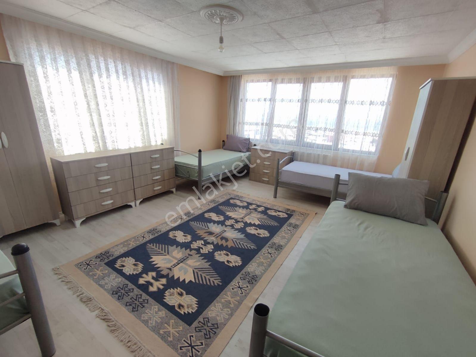 Hazır Kurulu 4 Kişiye Kadar Fatura - Isınma Dahil Eşyalı Daire ! - Görsel 8