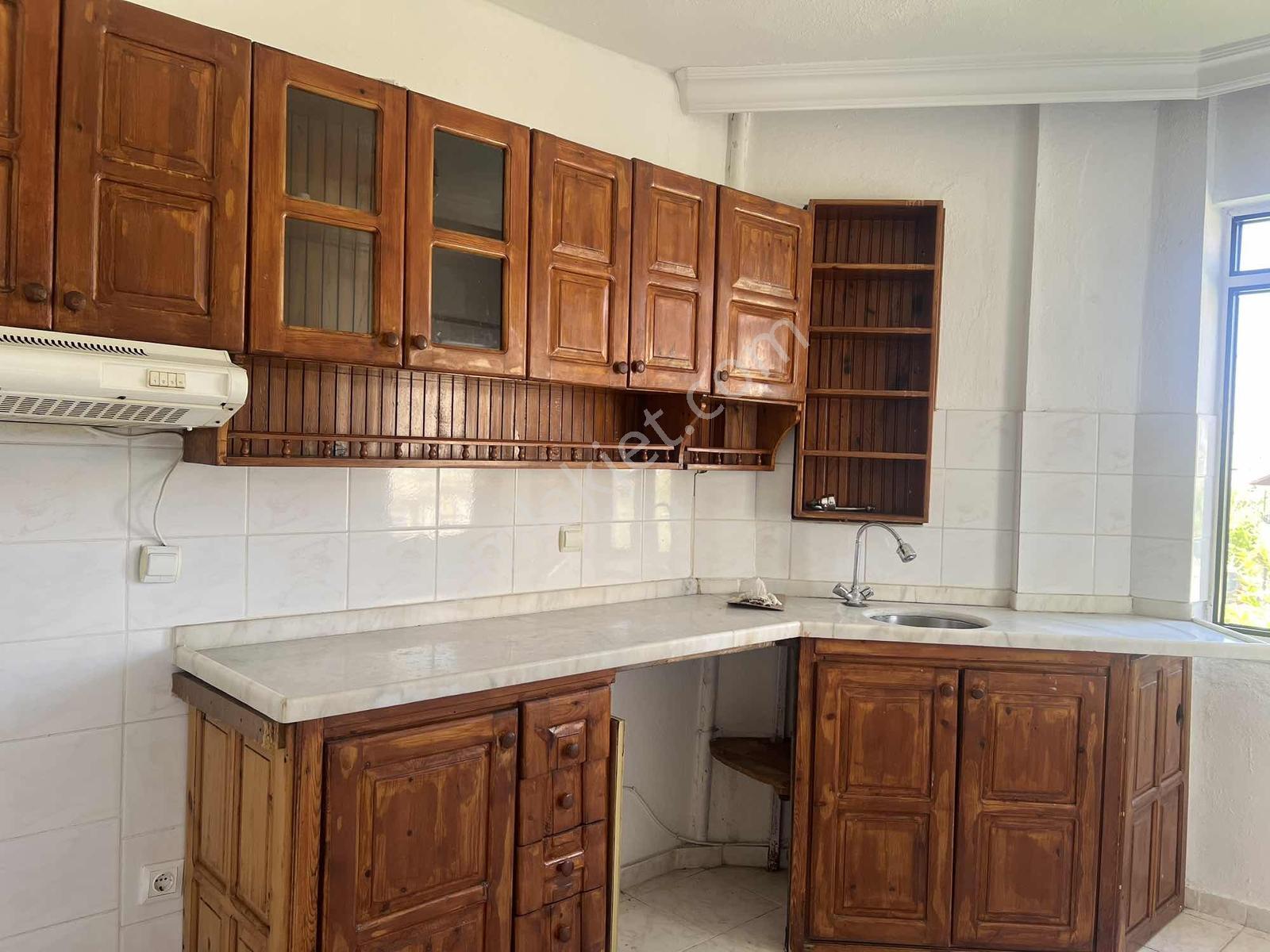 Tuzla Mahallesinde Kiralık Ara Kat Daire - Görsel 4