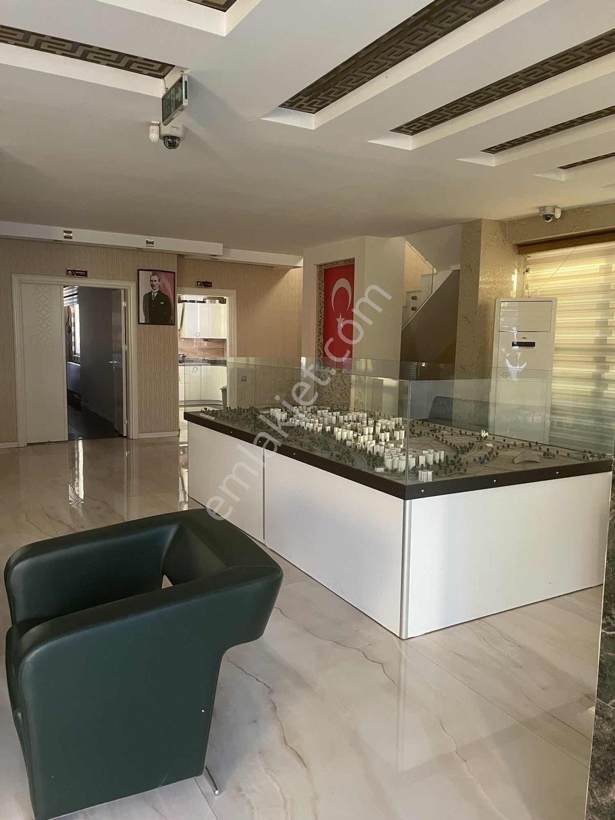 Karşıyaka'da Satılık 3+1 Ultralüks Dayalı Döşeli Büro - Görsel 13