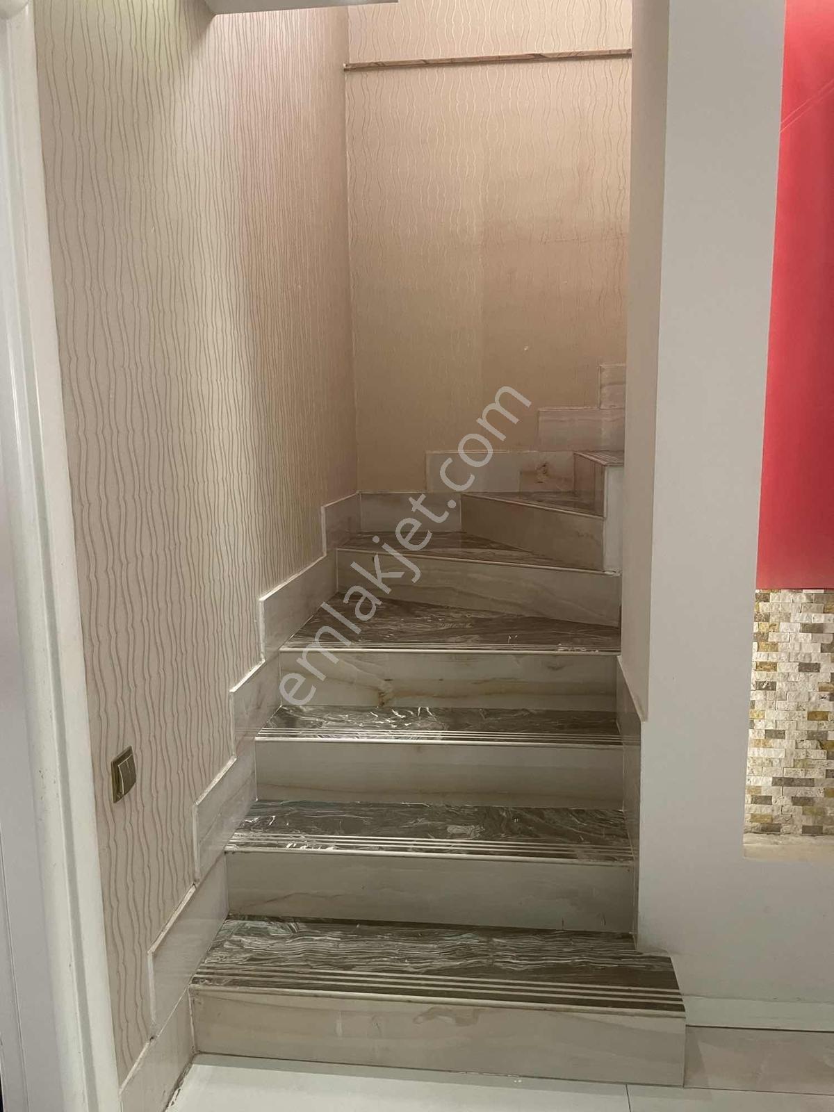 Karşıyaka'da Satılık 3+1 Ultralüks Dayalı Döşeli Büro - Görsel 20