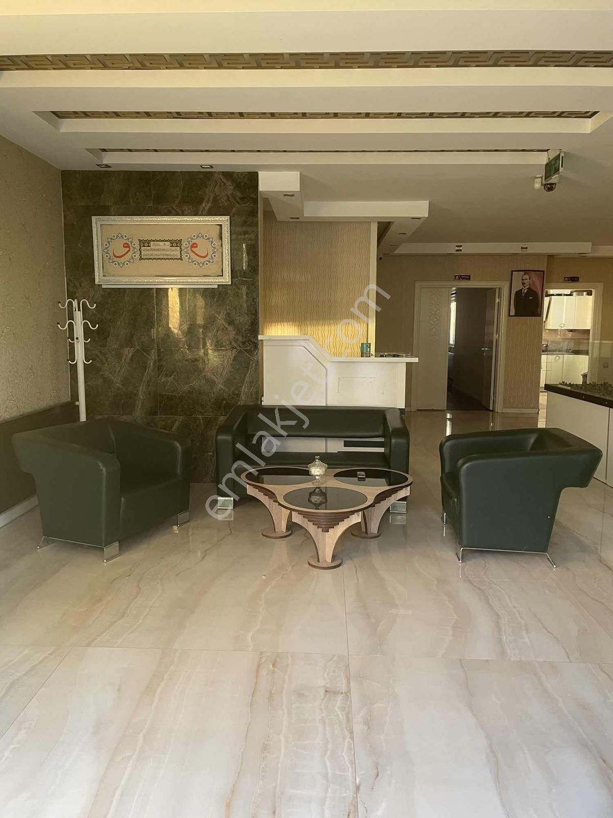 Karşıyaka'da Satılık 3+1 Ultralüks Dayalı Döşeli Büro - Görsel 6