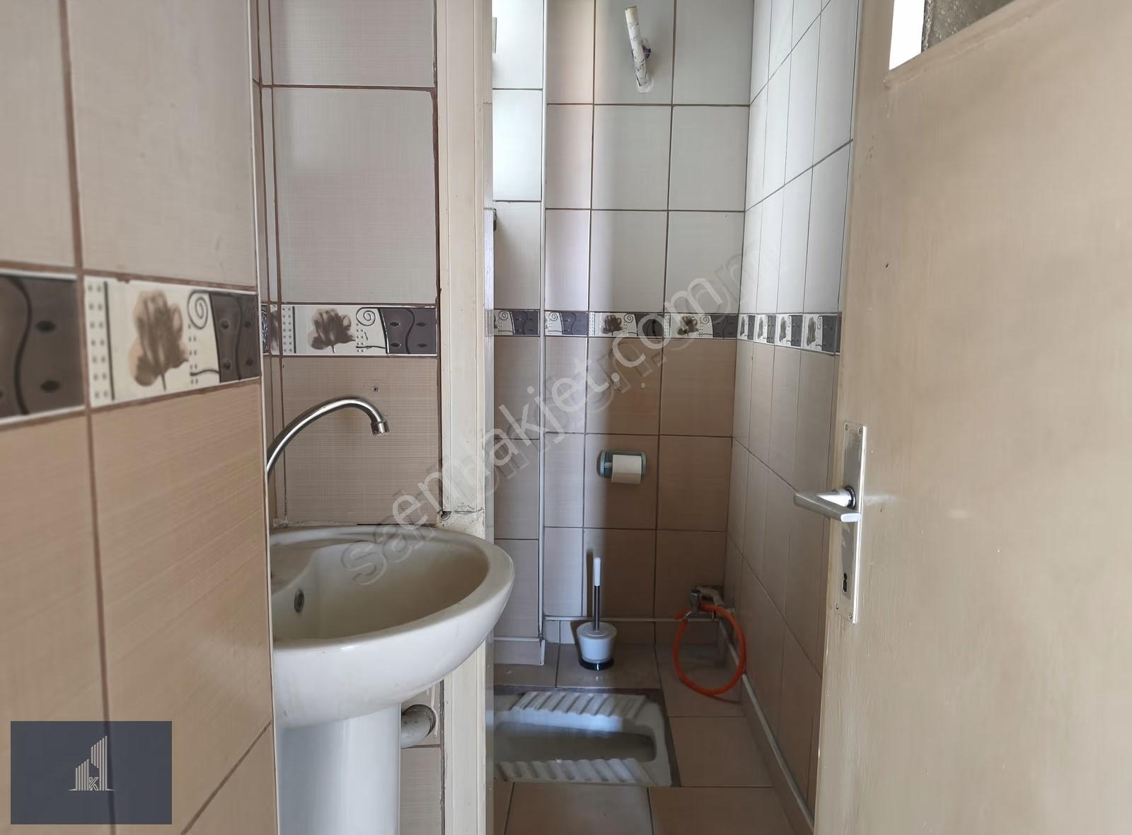 Kadir Dikici'den Zindankale Diş Sağlığı Karşısı Satılık 3+1daire - Görsel 14