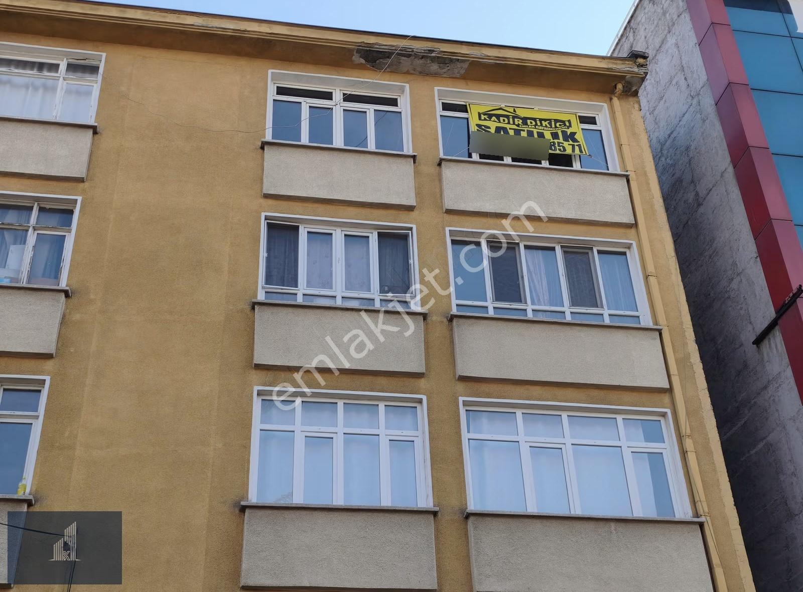 Kadir Dikici'den Zindankale Diş Sağlığı Karşısı Satılık 3+1daire - Görsel 34