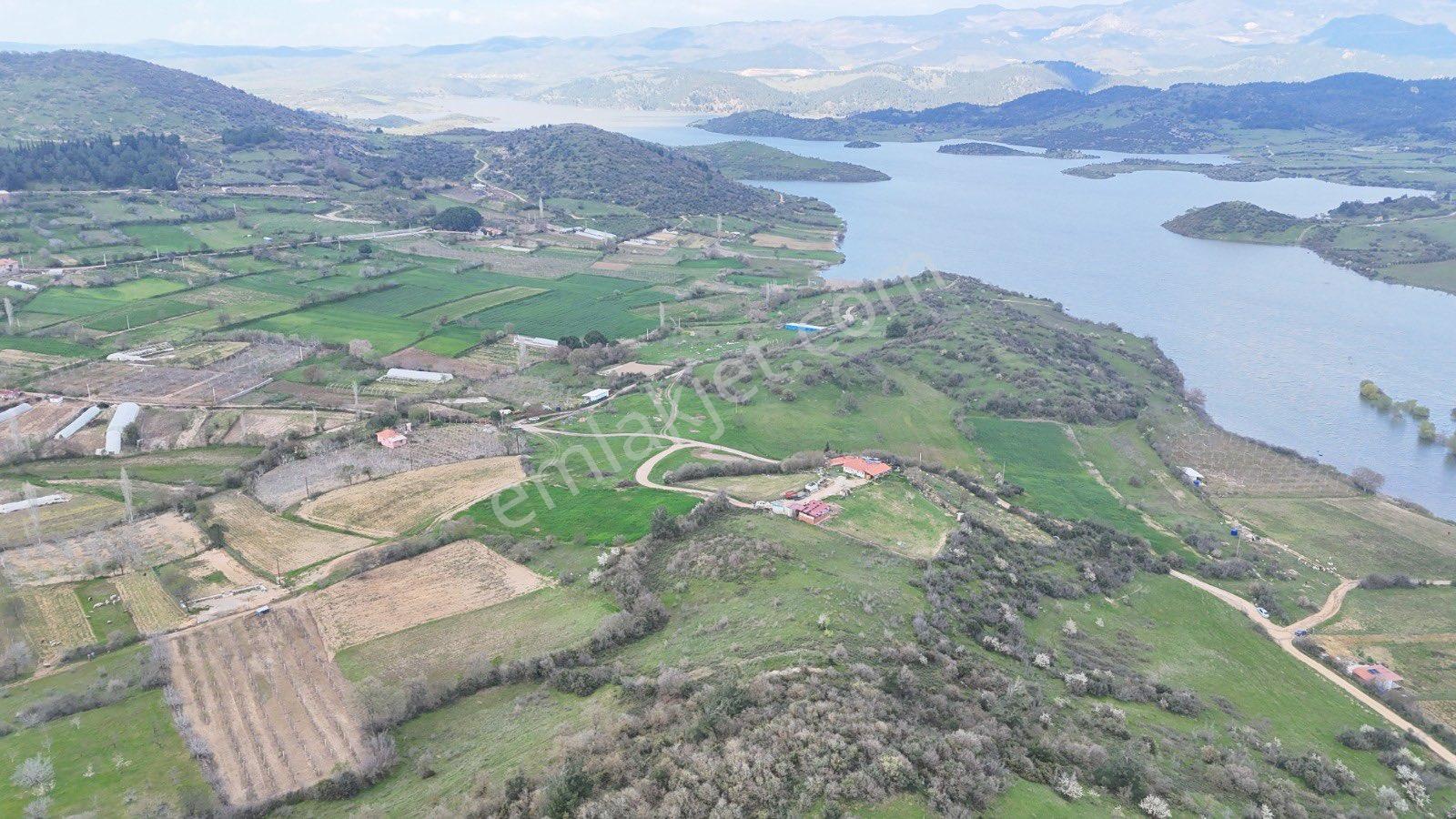 Sındırgı Pürsünlerde Baraj Manzaralı Tarla - Görsel 4