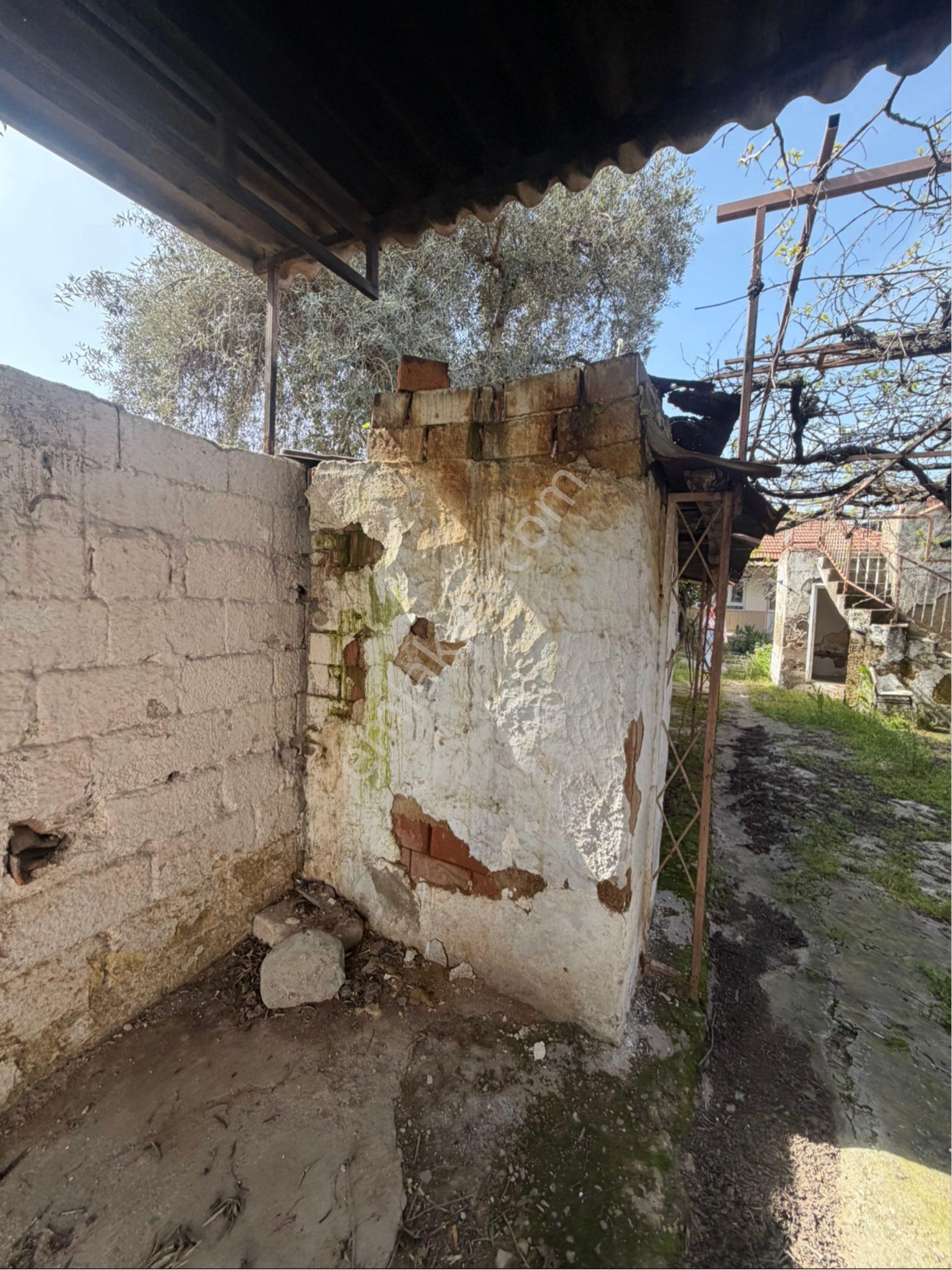 Manisa Ahmetli Barbaros Mahallesi 540m2 Avlulu Ev - Görsel 24