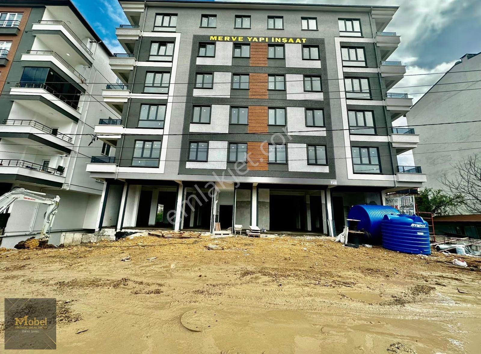 Mabel'den Ana Yola Sıfır 340 M2,30 Mtre Vitrinli Kiralık Dükkan - Görsel 6