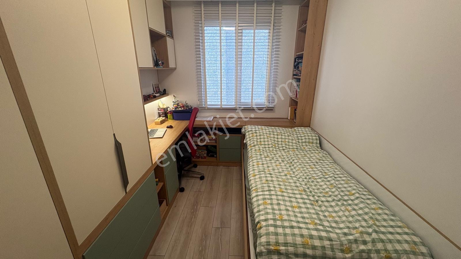 Maltepe 'de Ulaşım Noktalarına Yakın Geniş Ferah 3+1 Daire - Görsel 19
