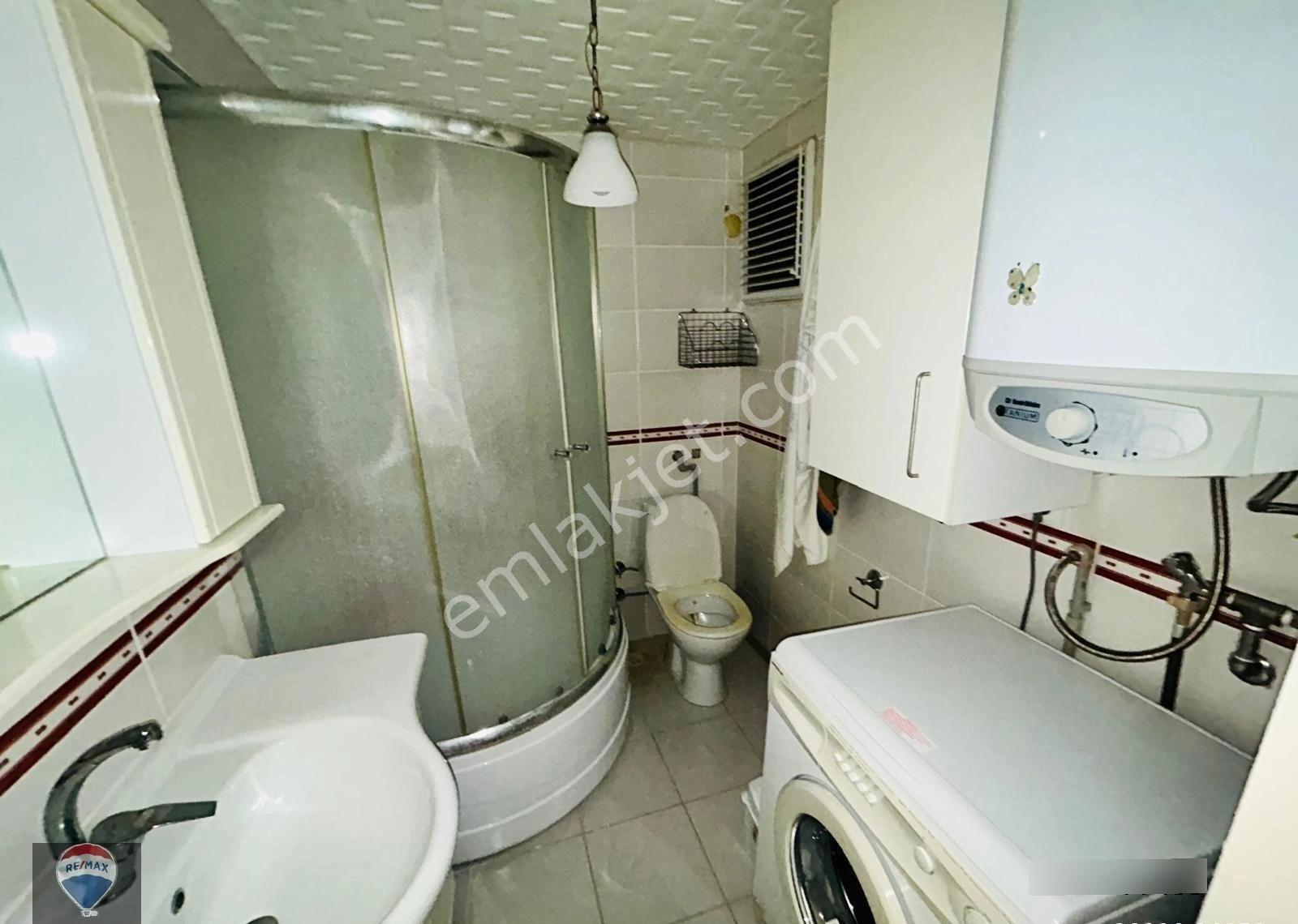 Kuşadası Davutlar Özlem Sitesi'nde 2+1 Bahçe Katı Eşyalı Temiz Daire - Görsel 14
