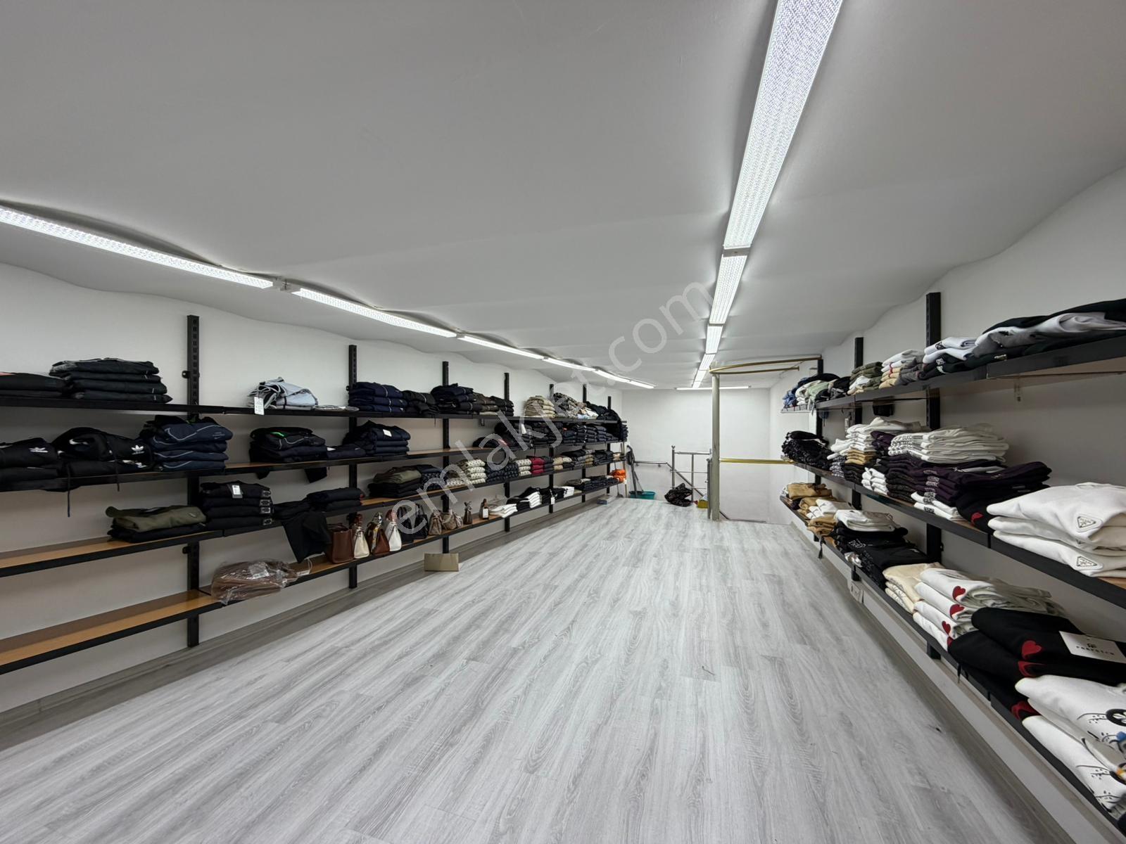 Mercan Mah.sultanhamam Fincancılar Caddesi Kupon Mağaza 125m2. - Görsel 19