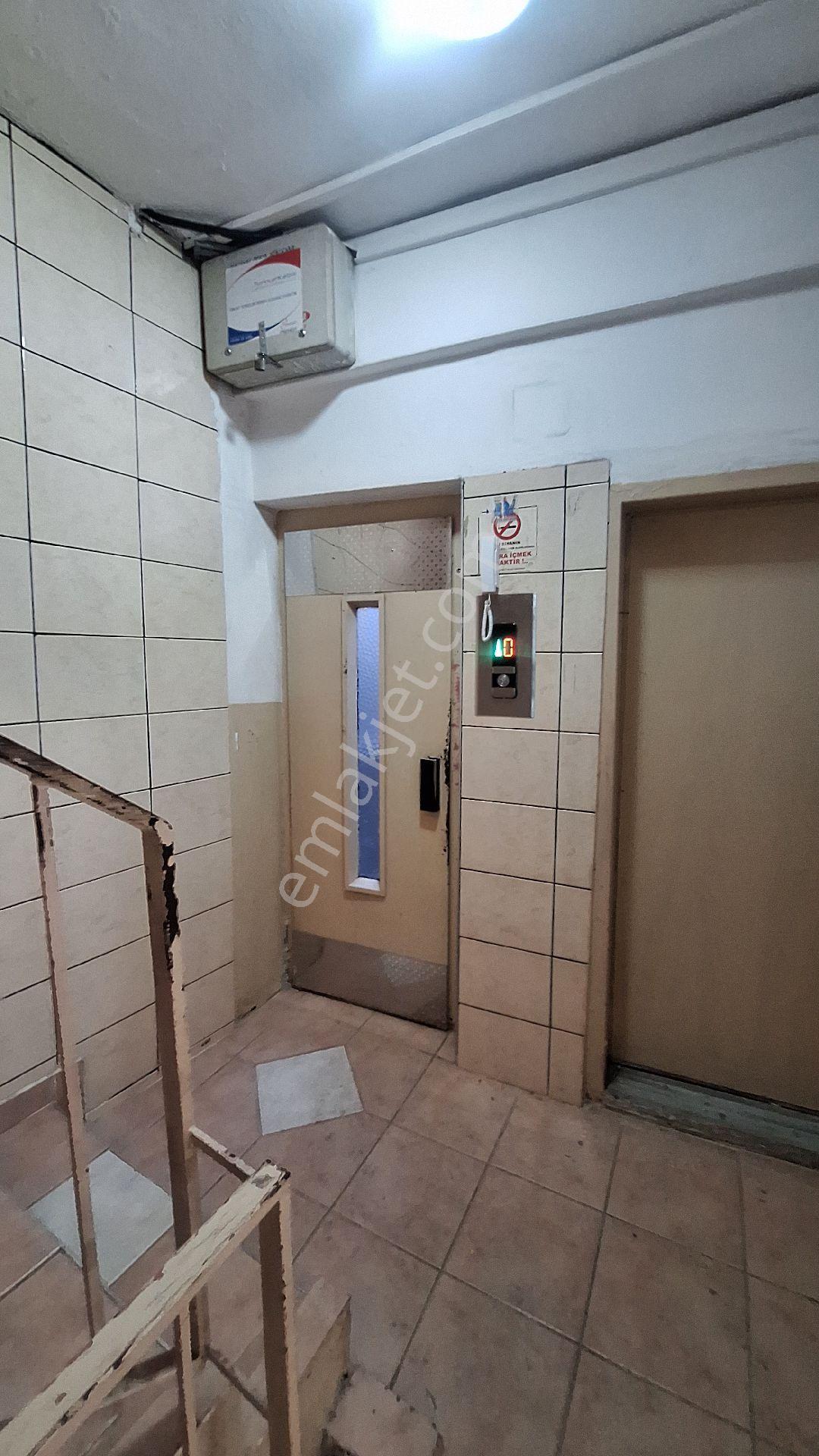 Gençlik Parkı Cephe Kiralık 3+1 - Görsel 5