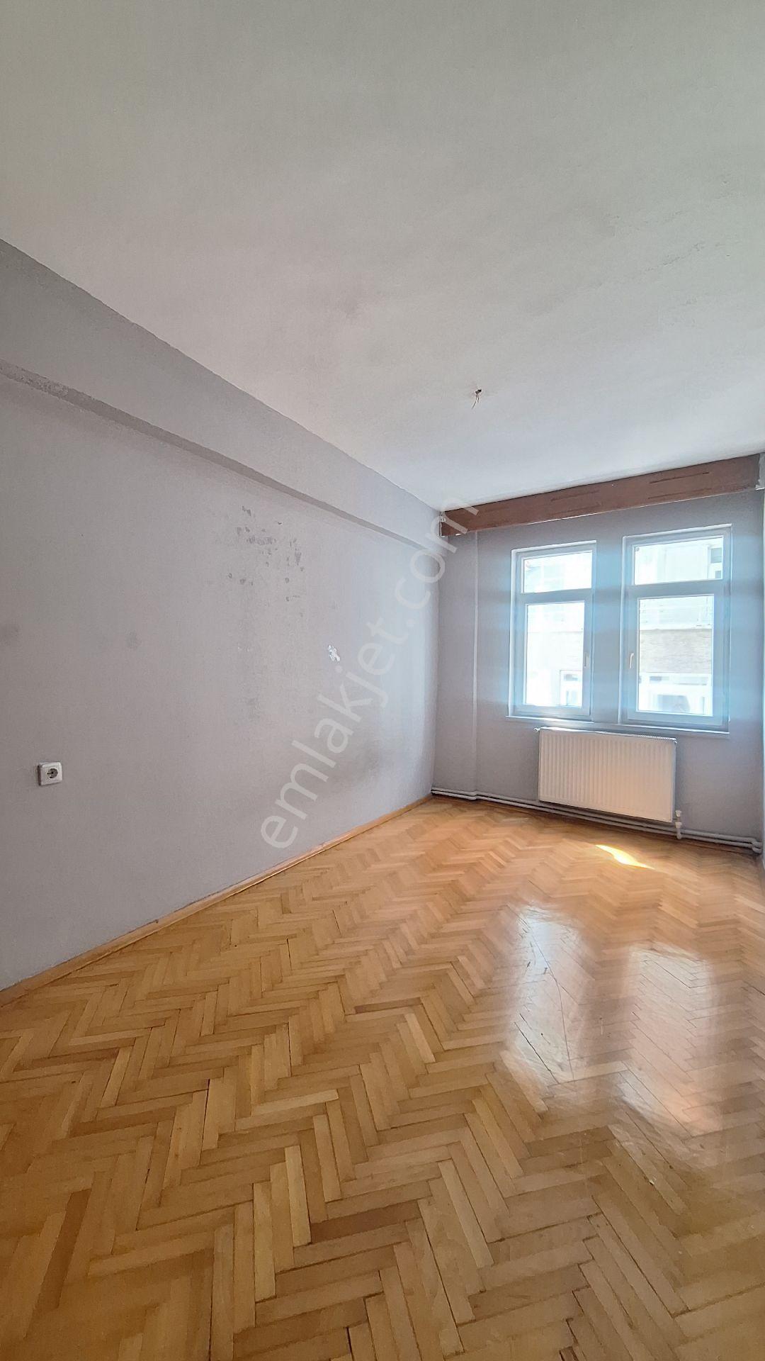 Gençlik Parkı Cephe Kiralık 3+1 - Görsel 18