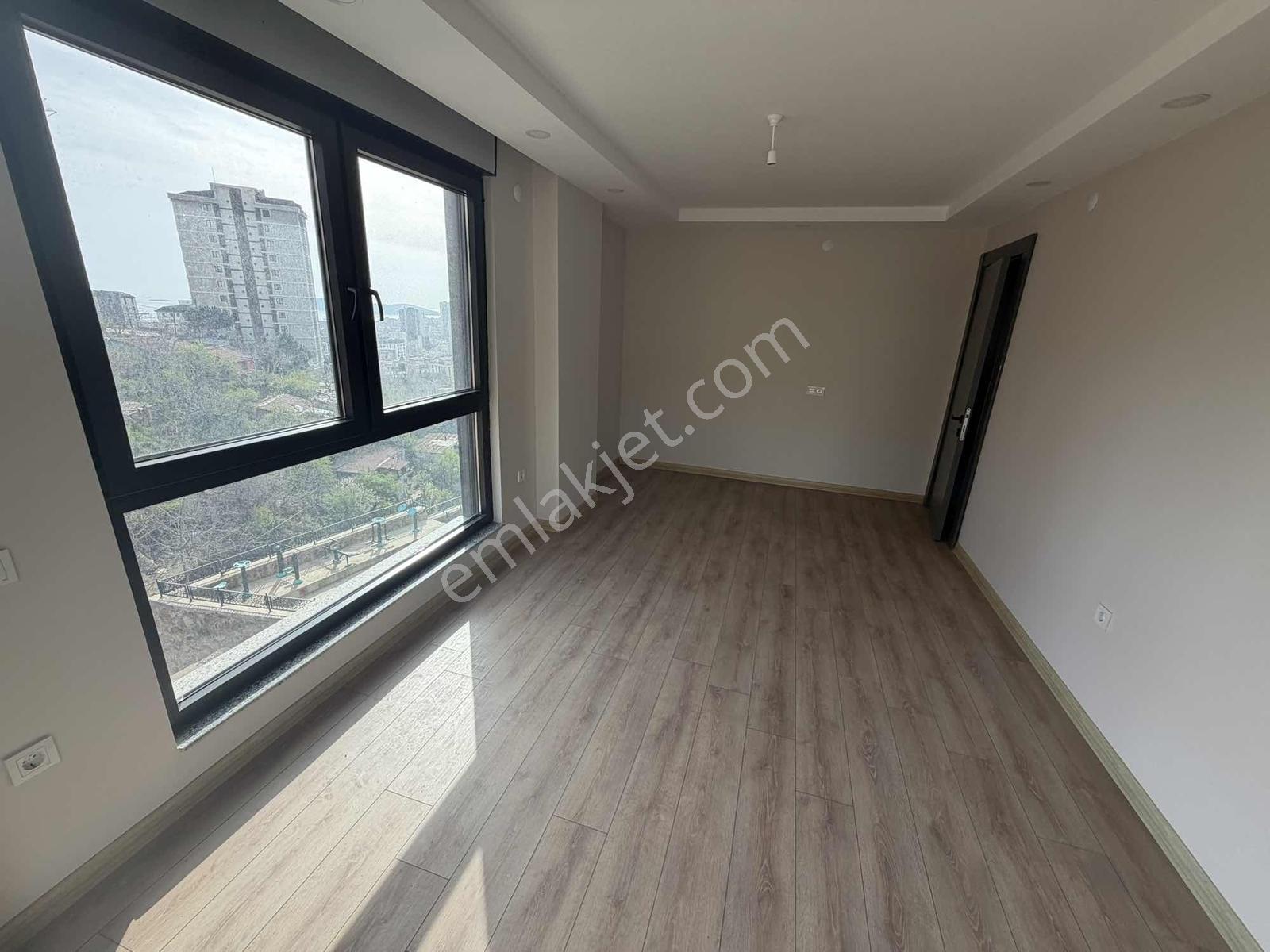 Kartal Ada Vista, Site İçerisinde, Satılık 4 Katlı Villa - Görsel 13