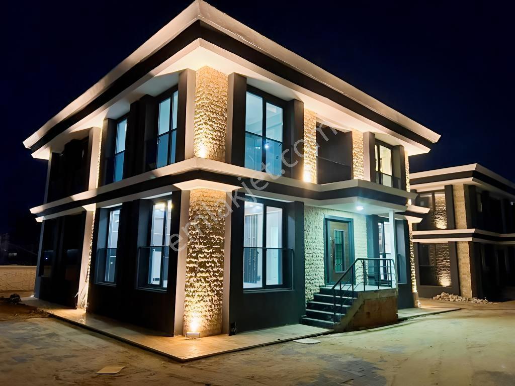 Gelibolu Eğritaşta Site İçi Sıfır 3+1 Lüks Villa - Görsel 24